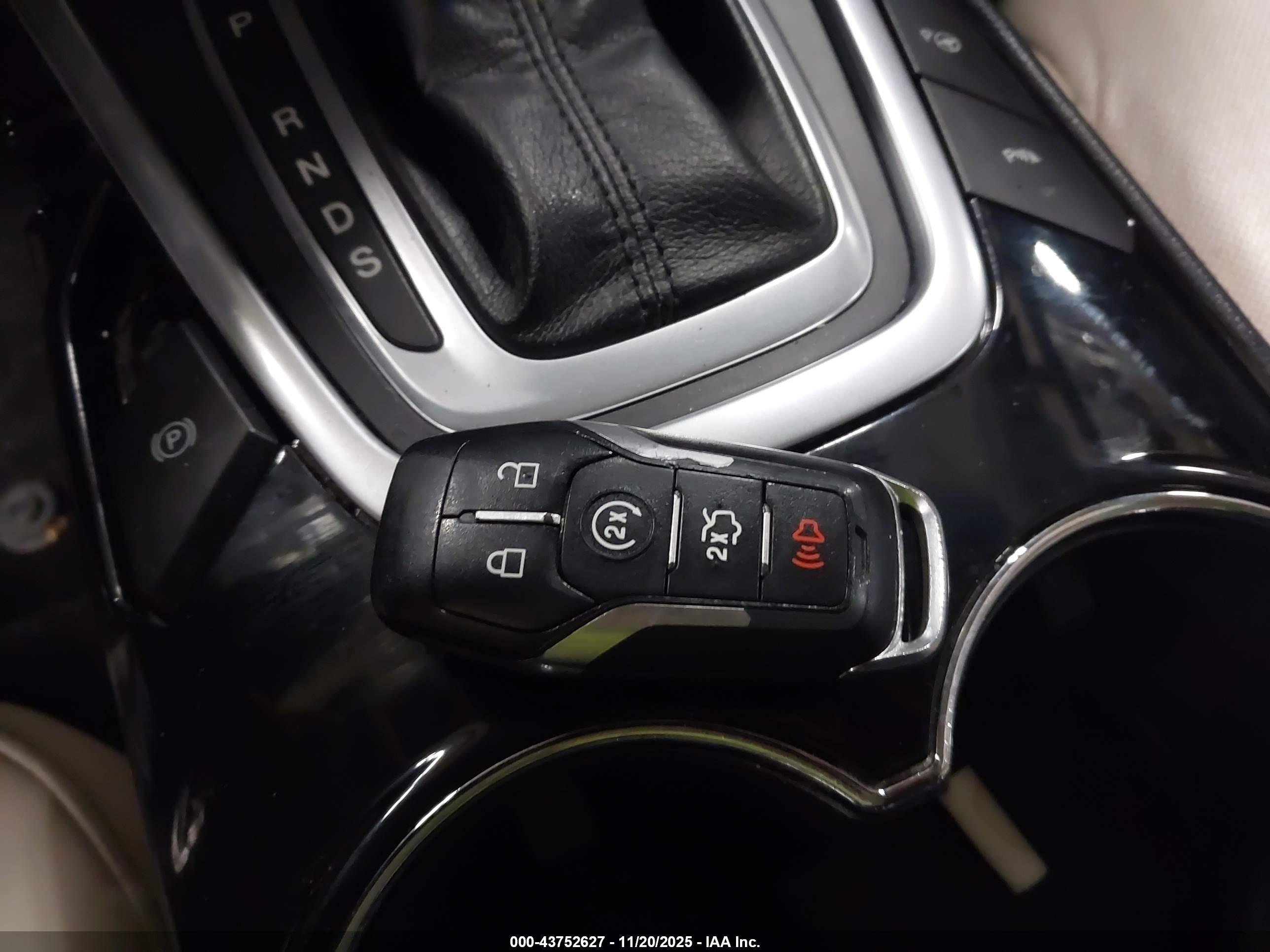 FORD EDGE image 11