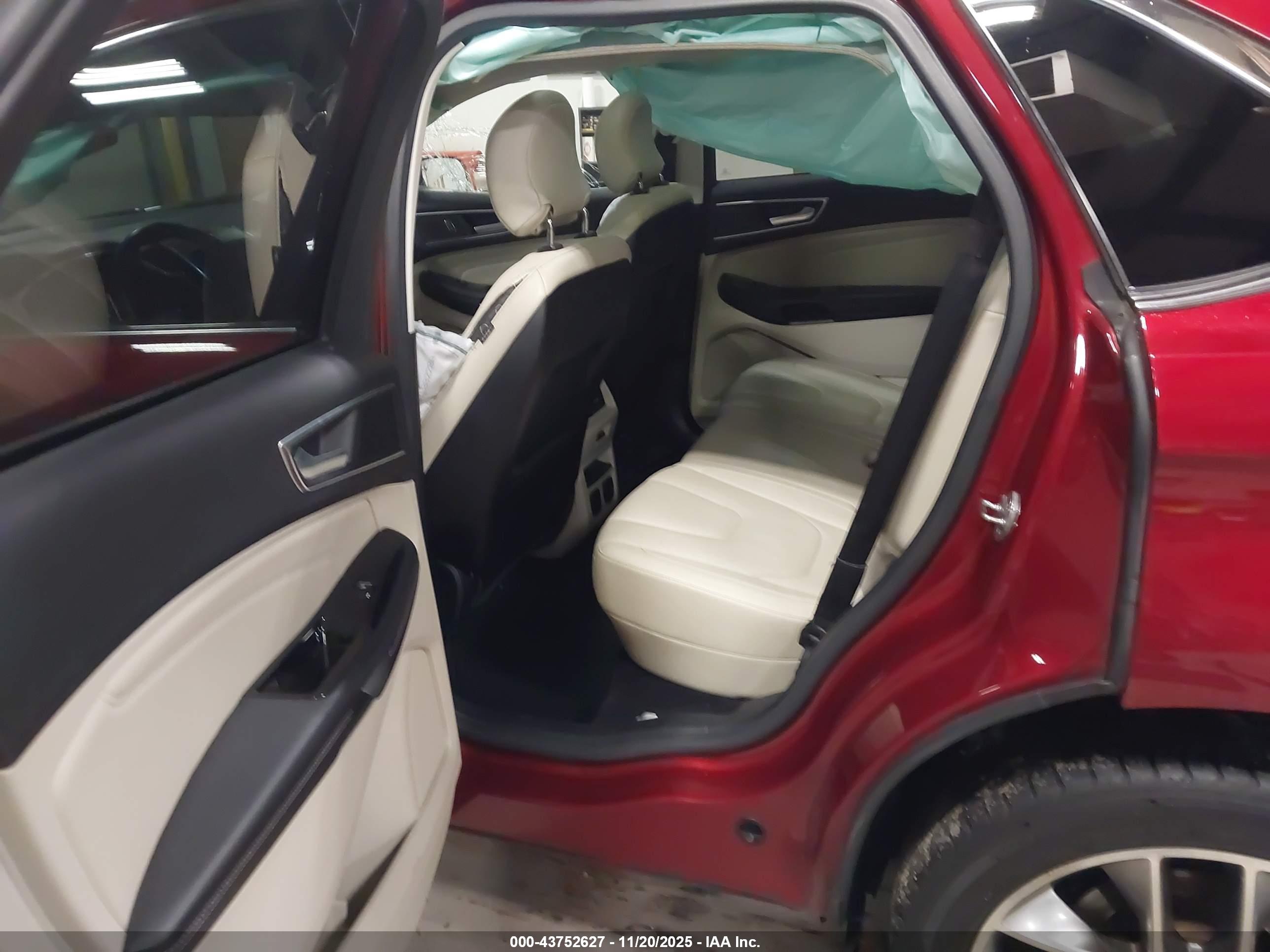 FORD EDGE image 8