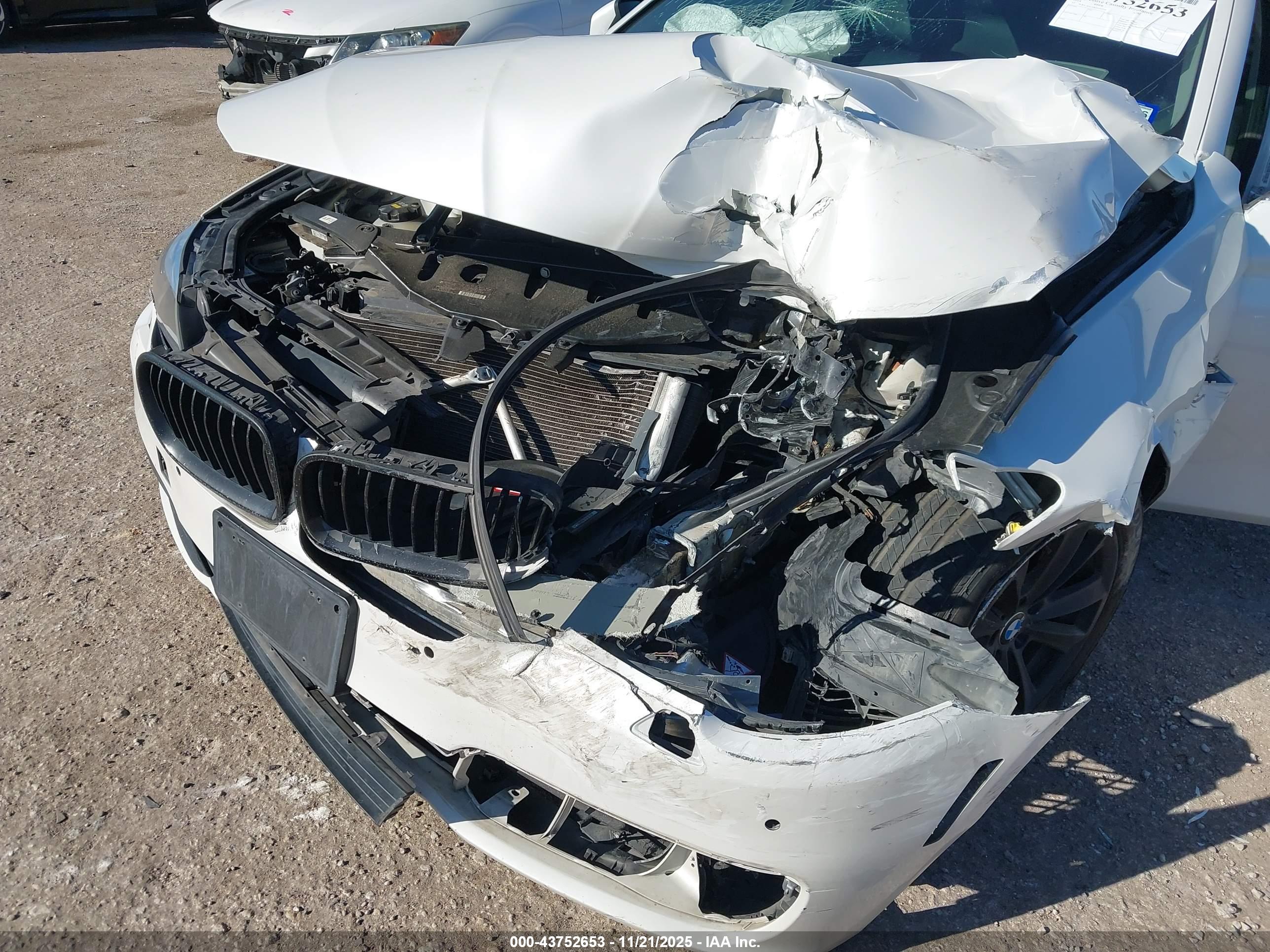 BMW 528I image 6