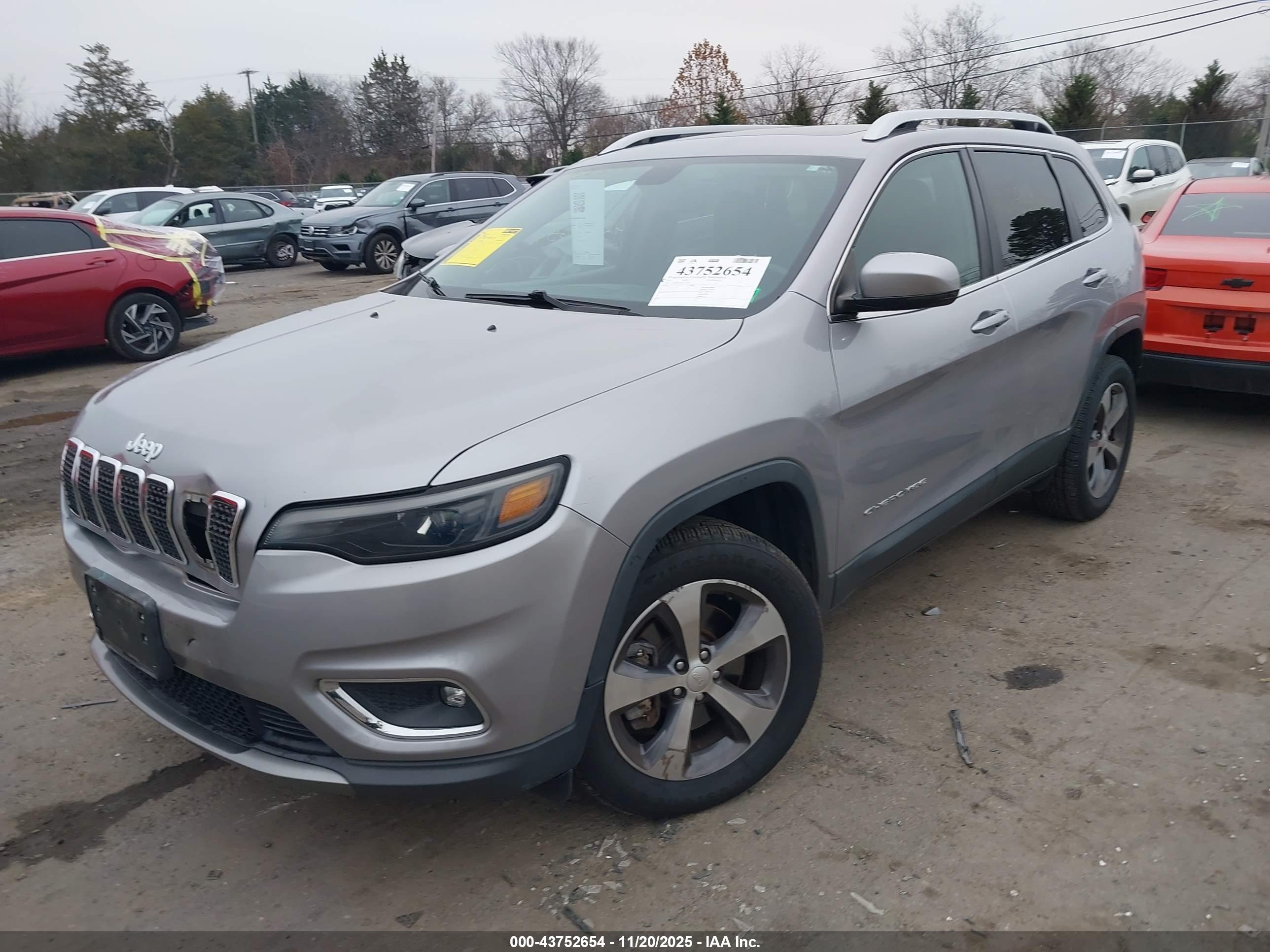 JEEP CHEROKEE image 2