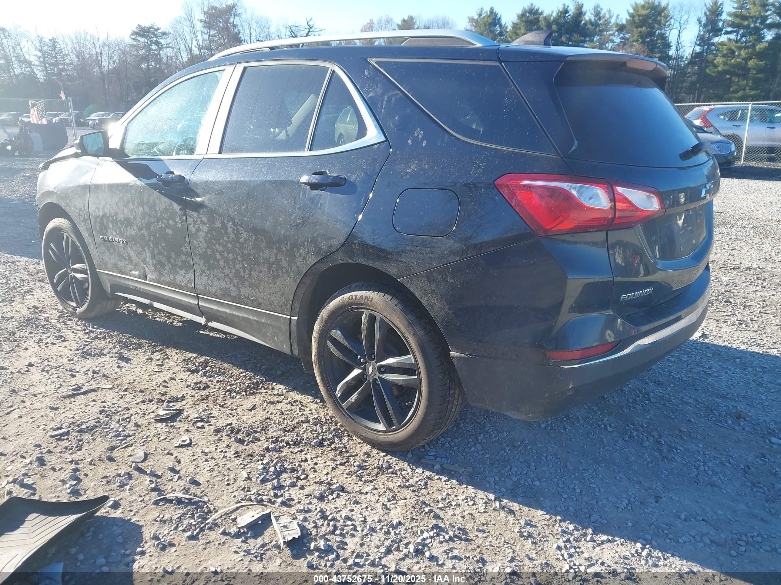 CHEVROLET EQUINOX image 3