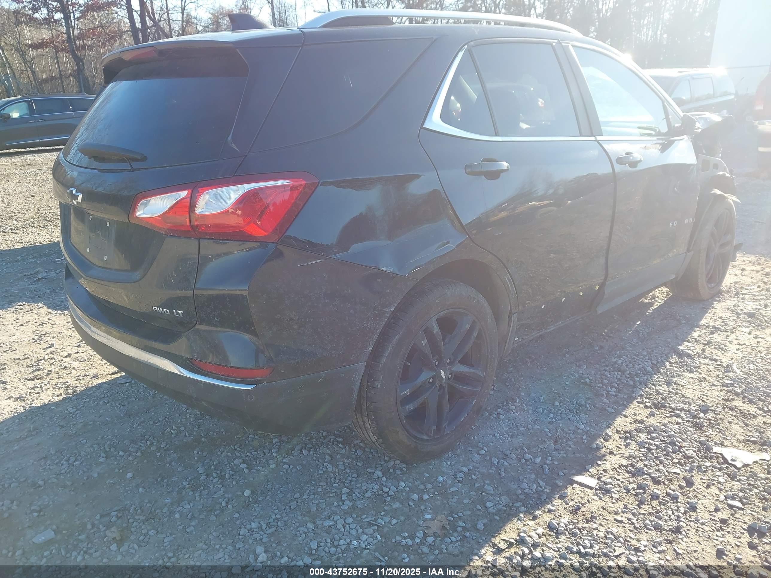 CHEVROLET EQUINOX image 4