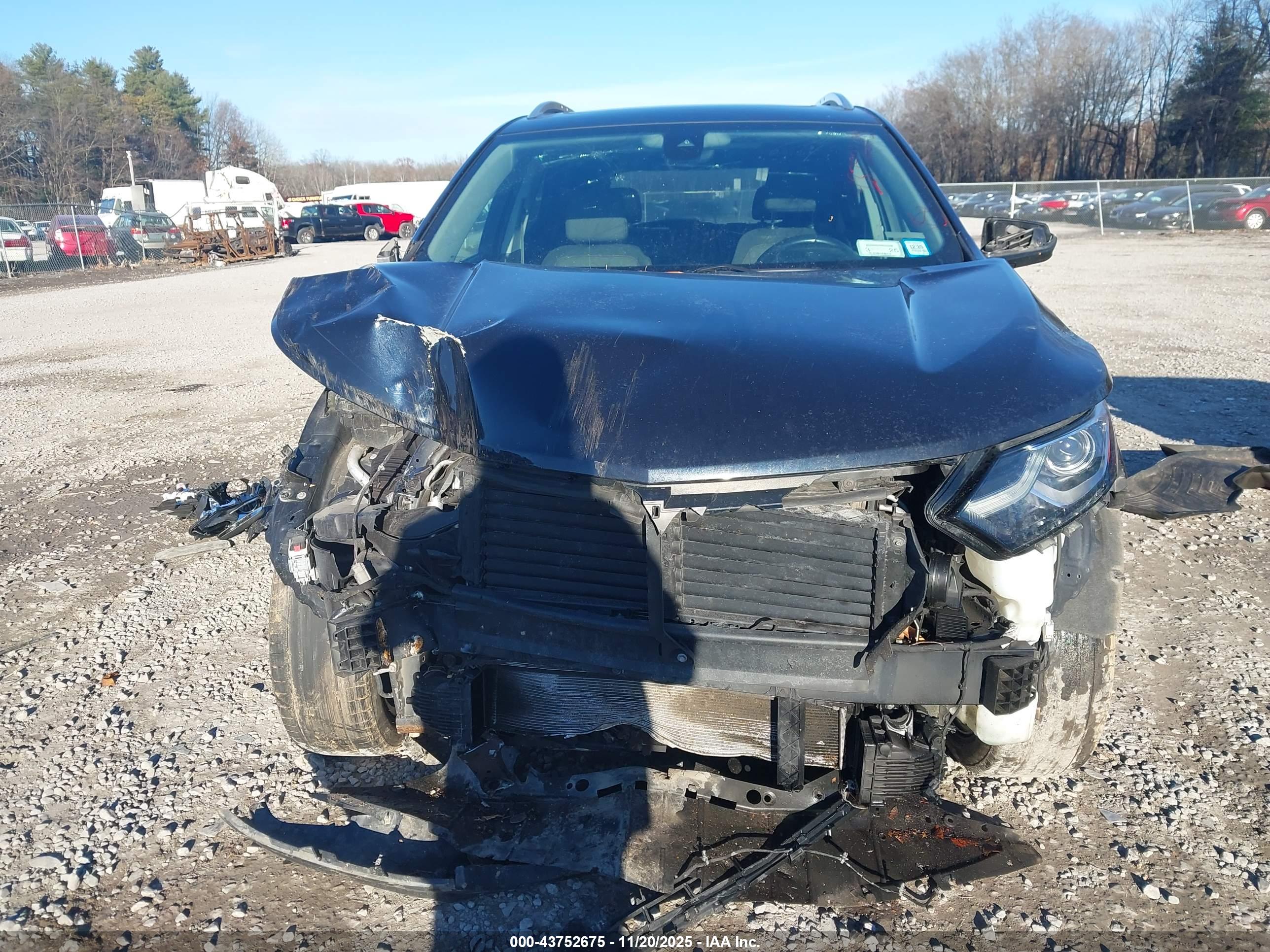 CHEVROLET EQUINOX image 6
