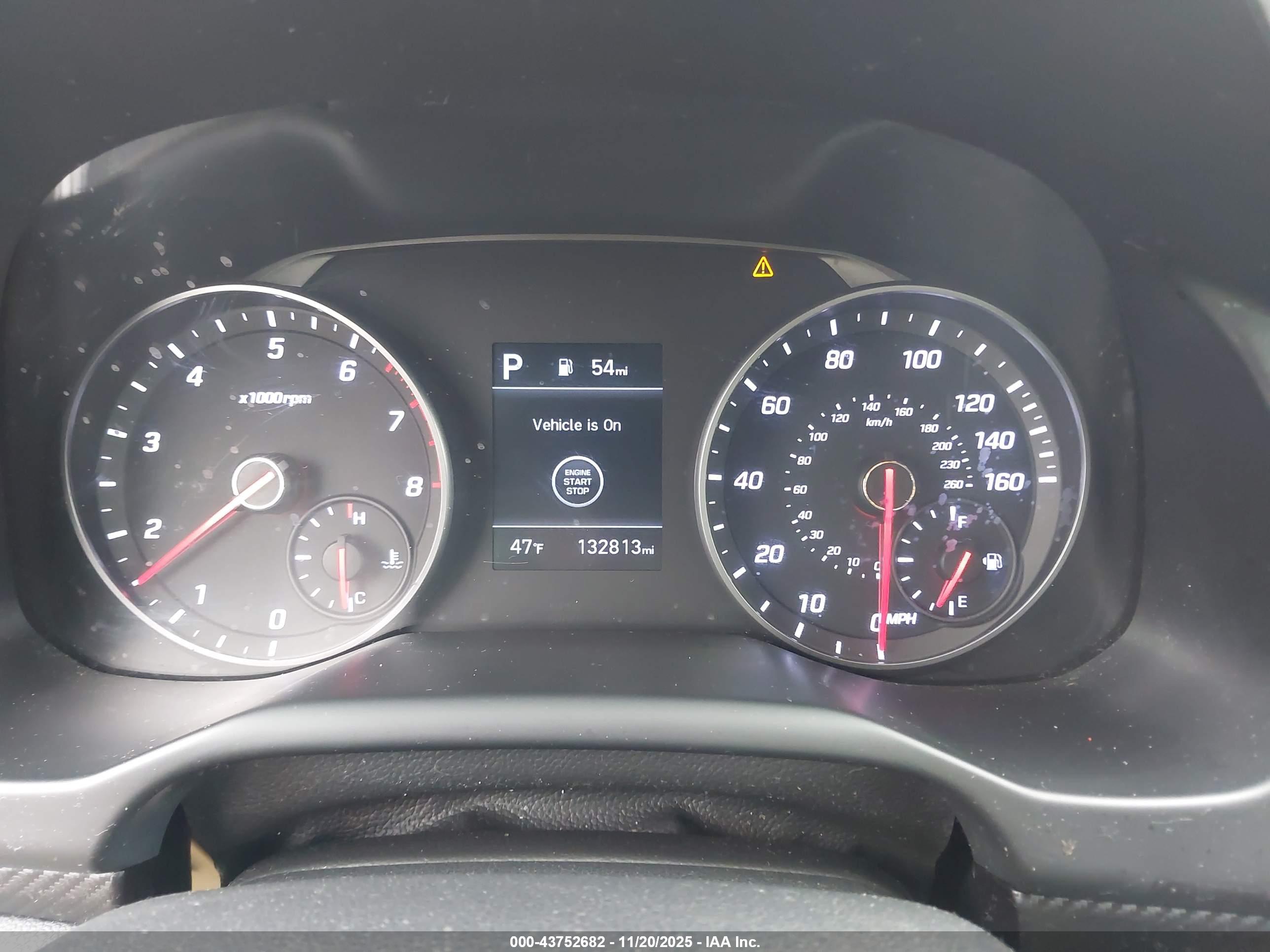 HYUNDAI ELANTRA image 7