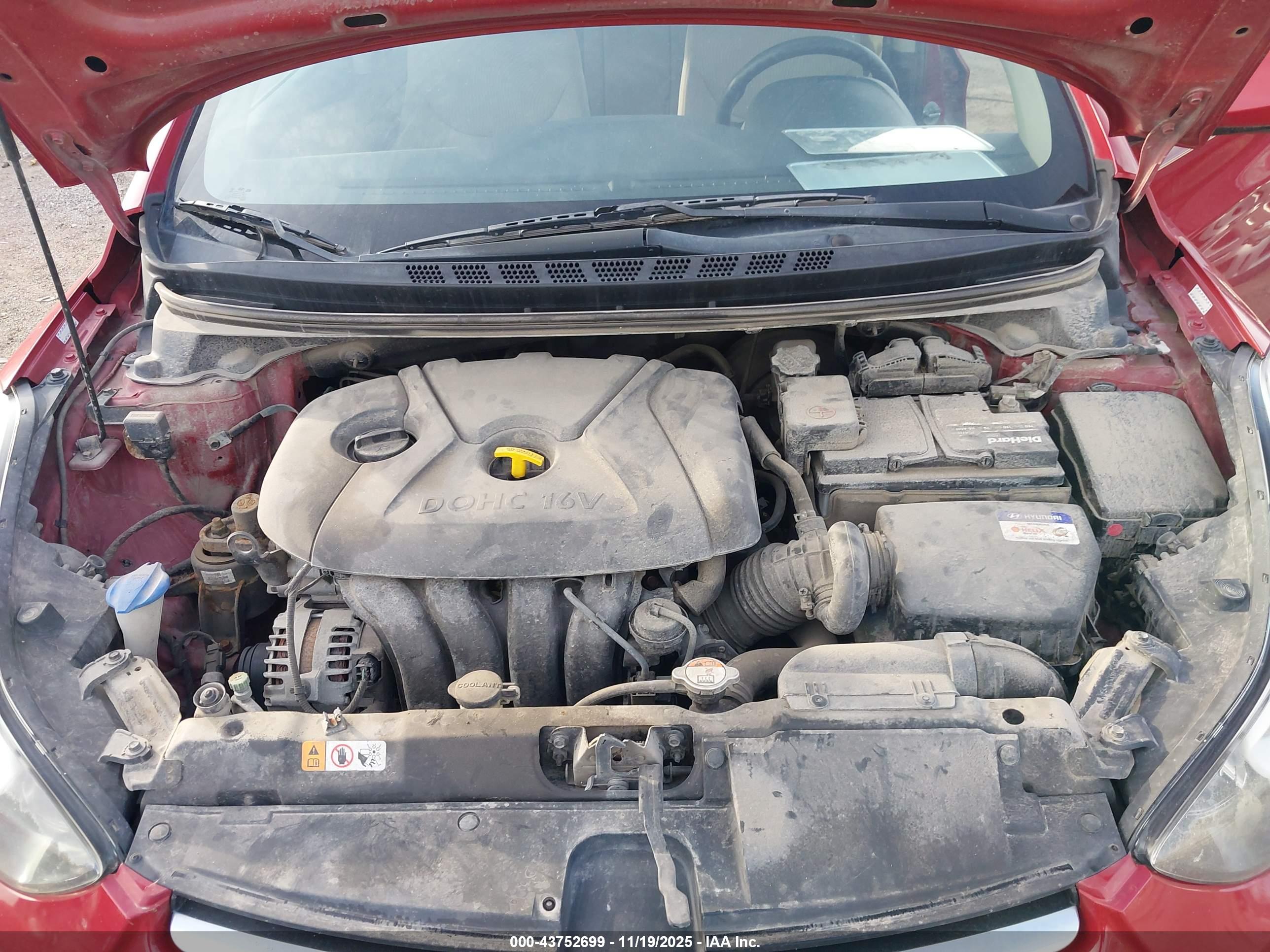 HYUNDAI ELANTRA image 10