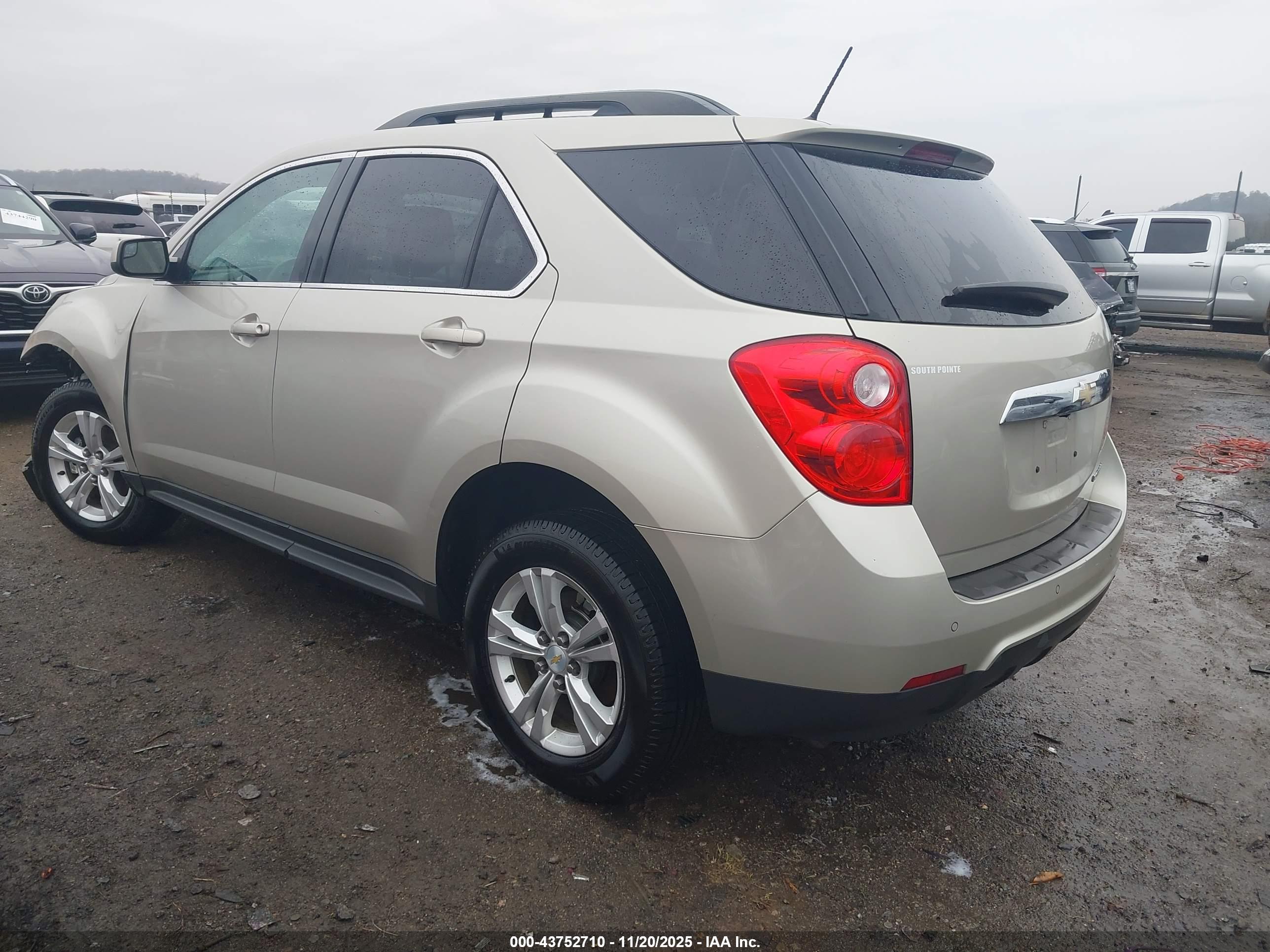 CHEVROLET EQUINOX image 3