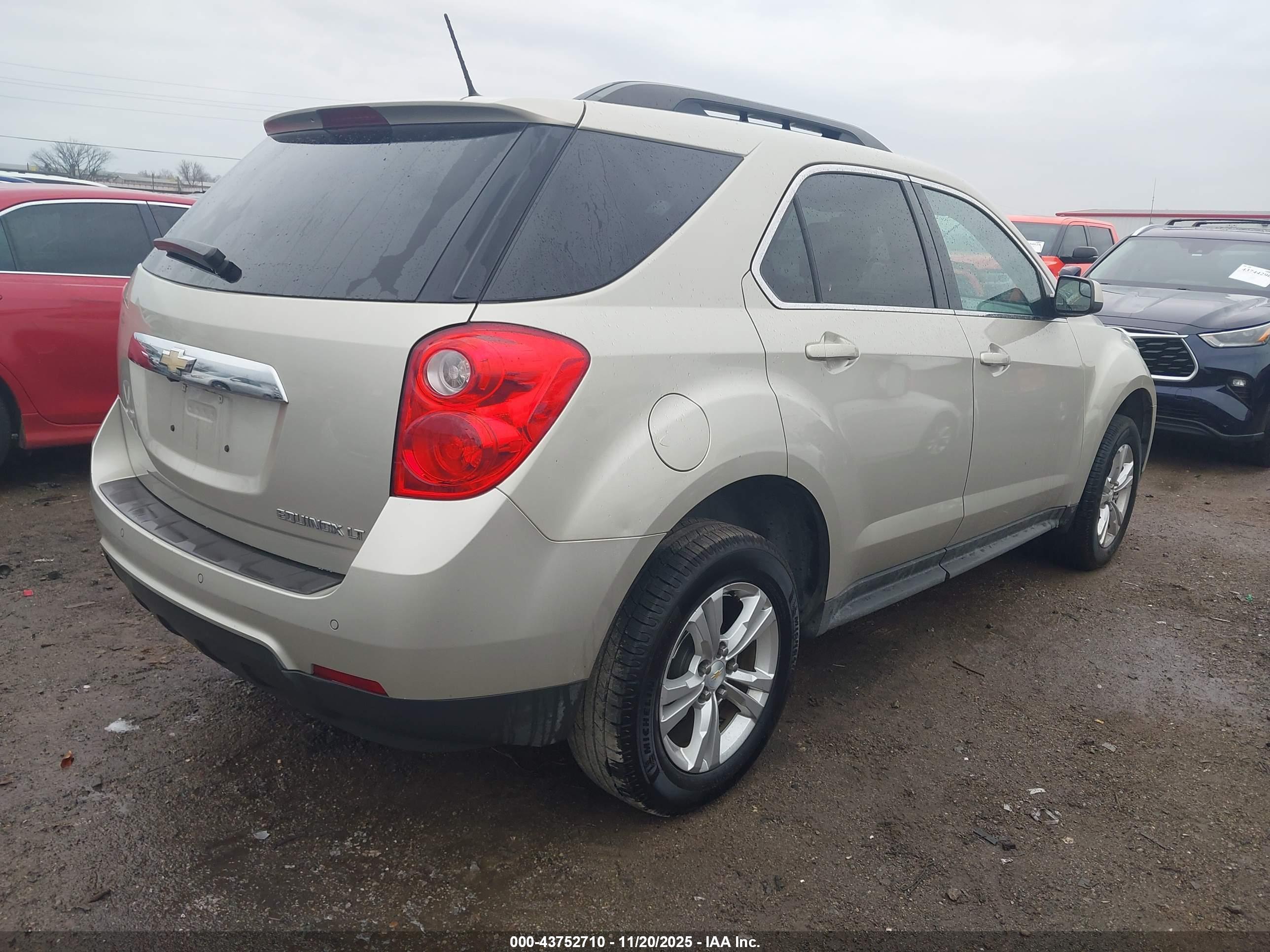 CHEVROLET EQUINOX image 4