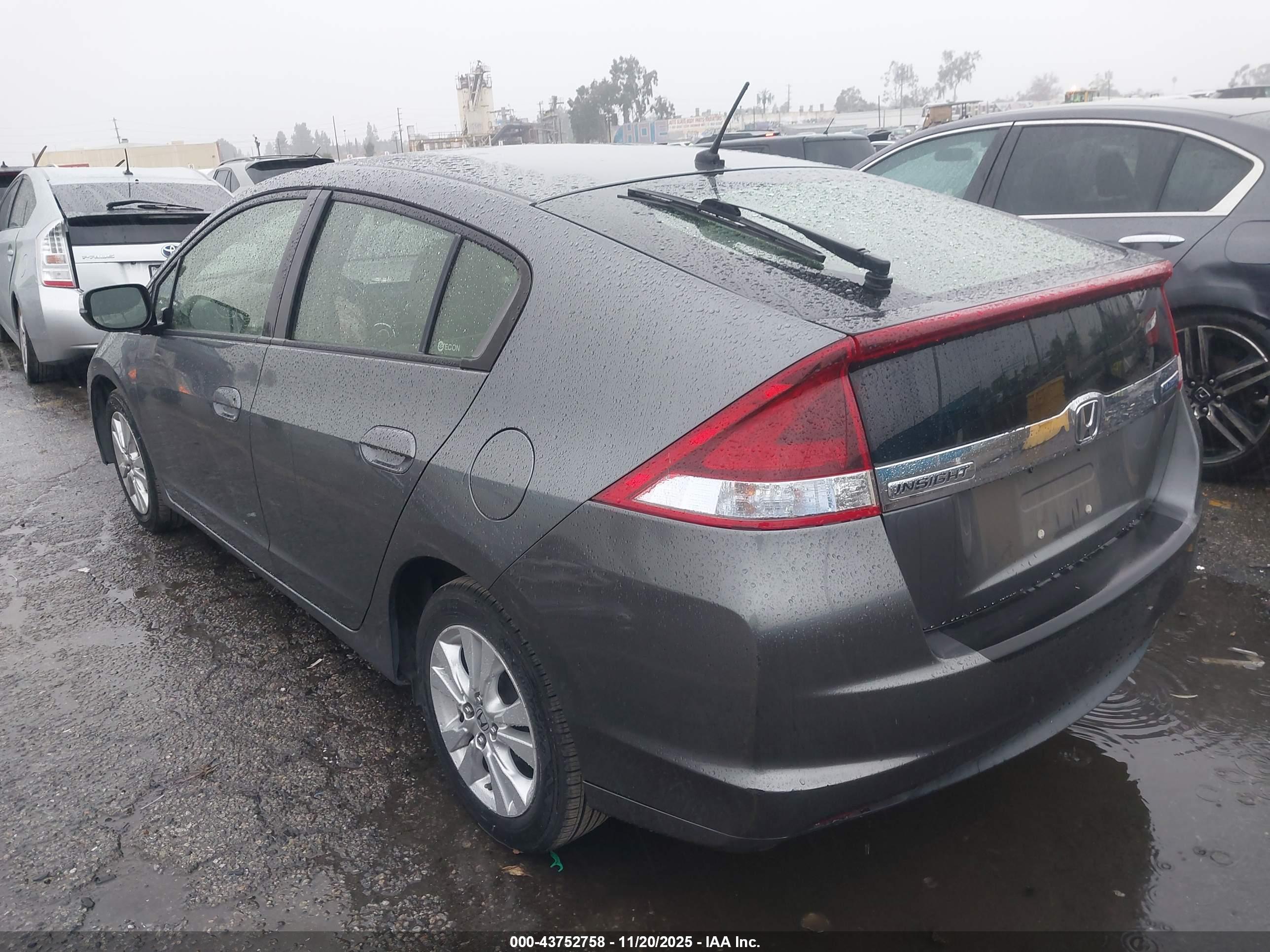 HONDA INSIGHT image 3
