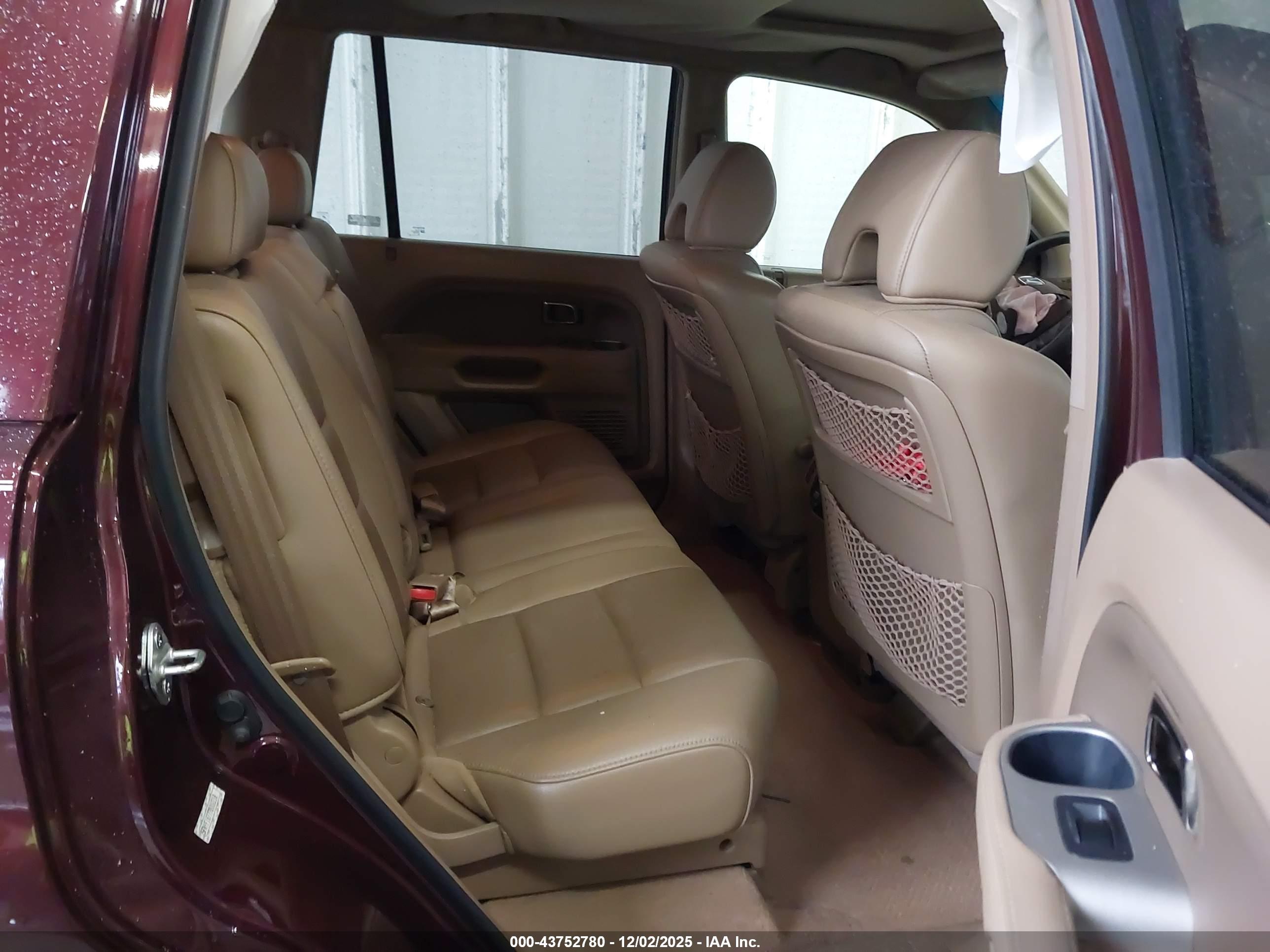 HONDA PILOT image 8