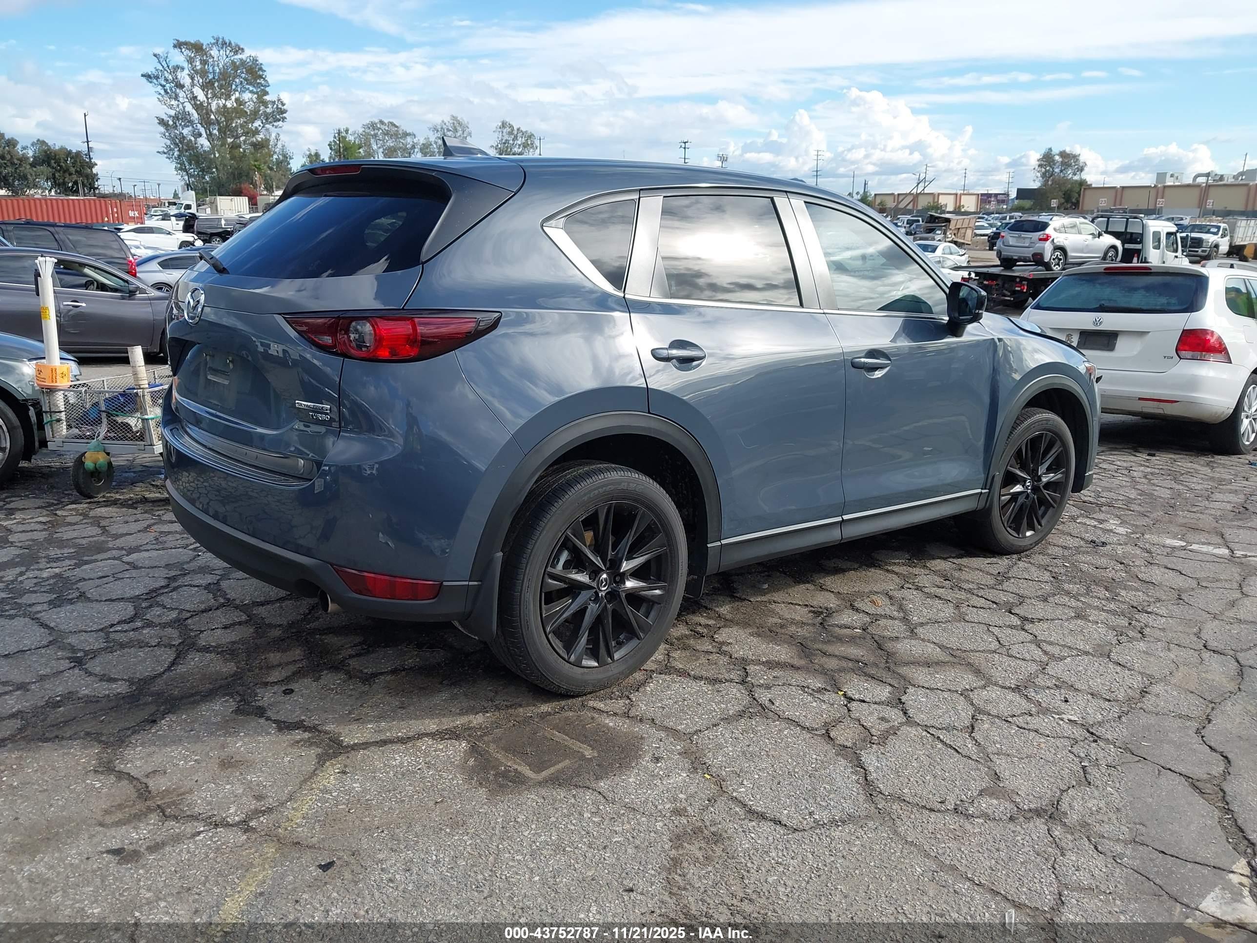 MAZDA CX-5 image 4