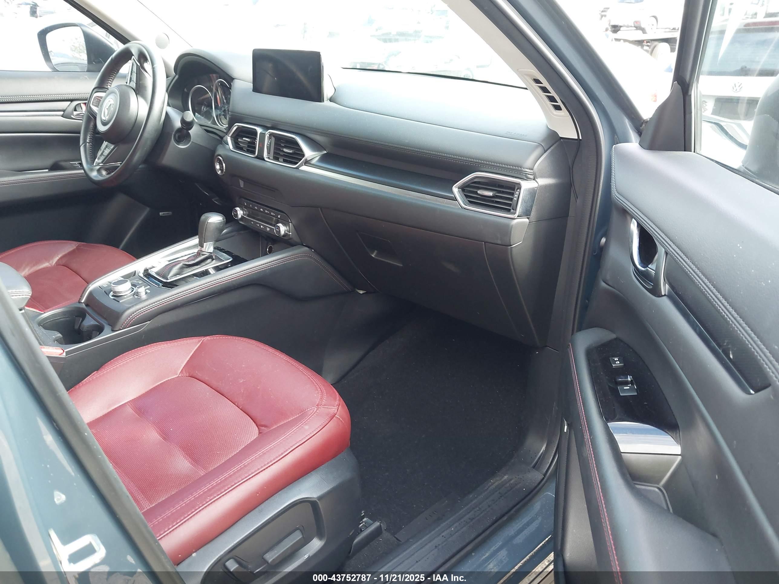 MAZDA CX-5 image 5