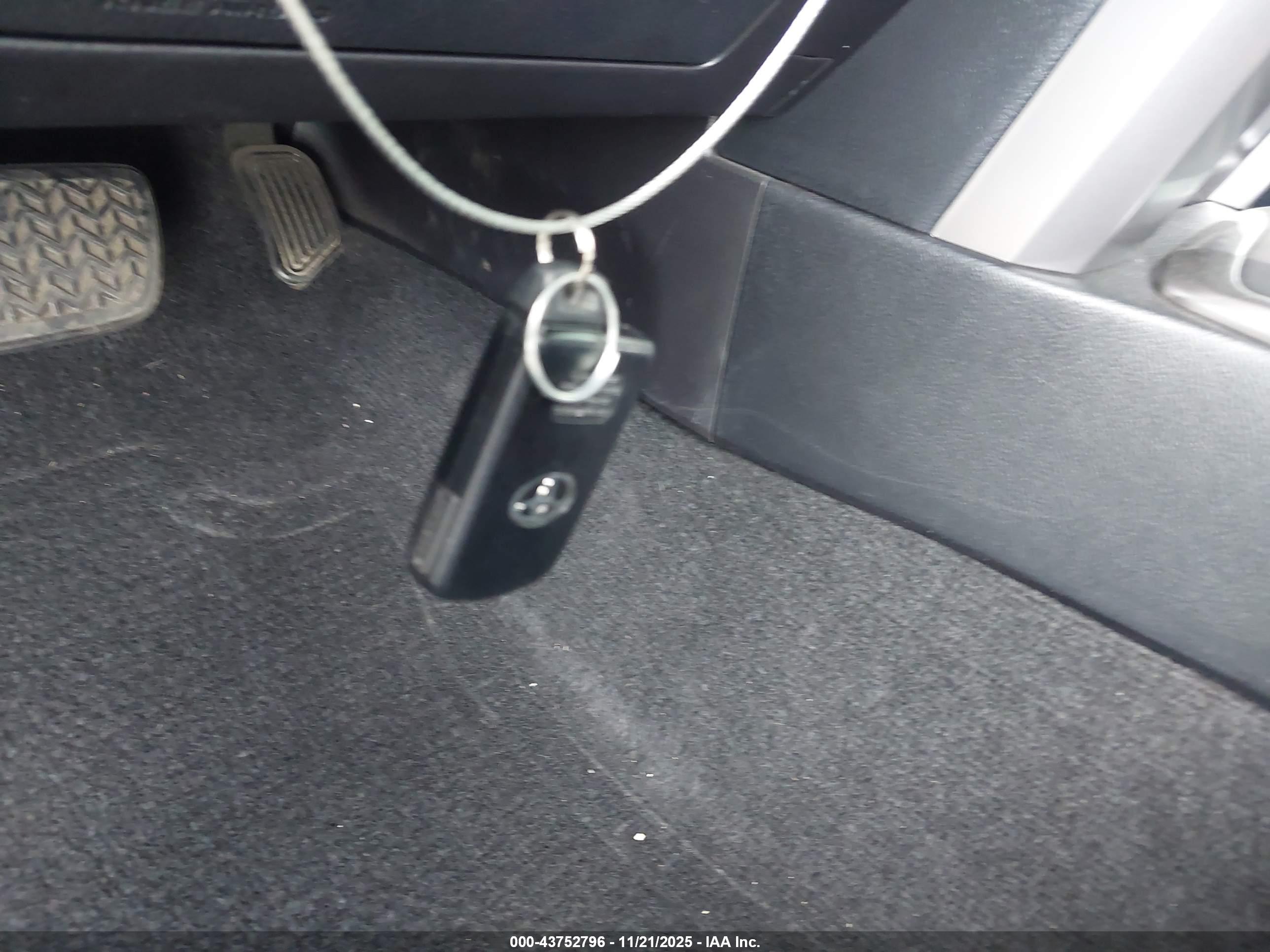 TOYOTA 4RUNNER image 11