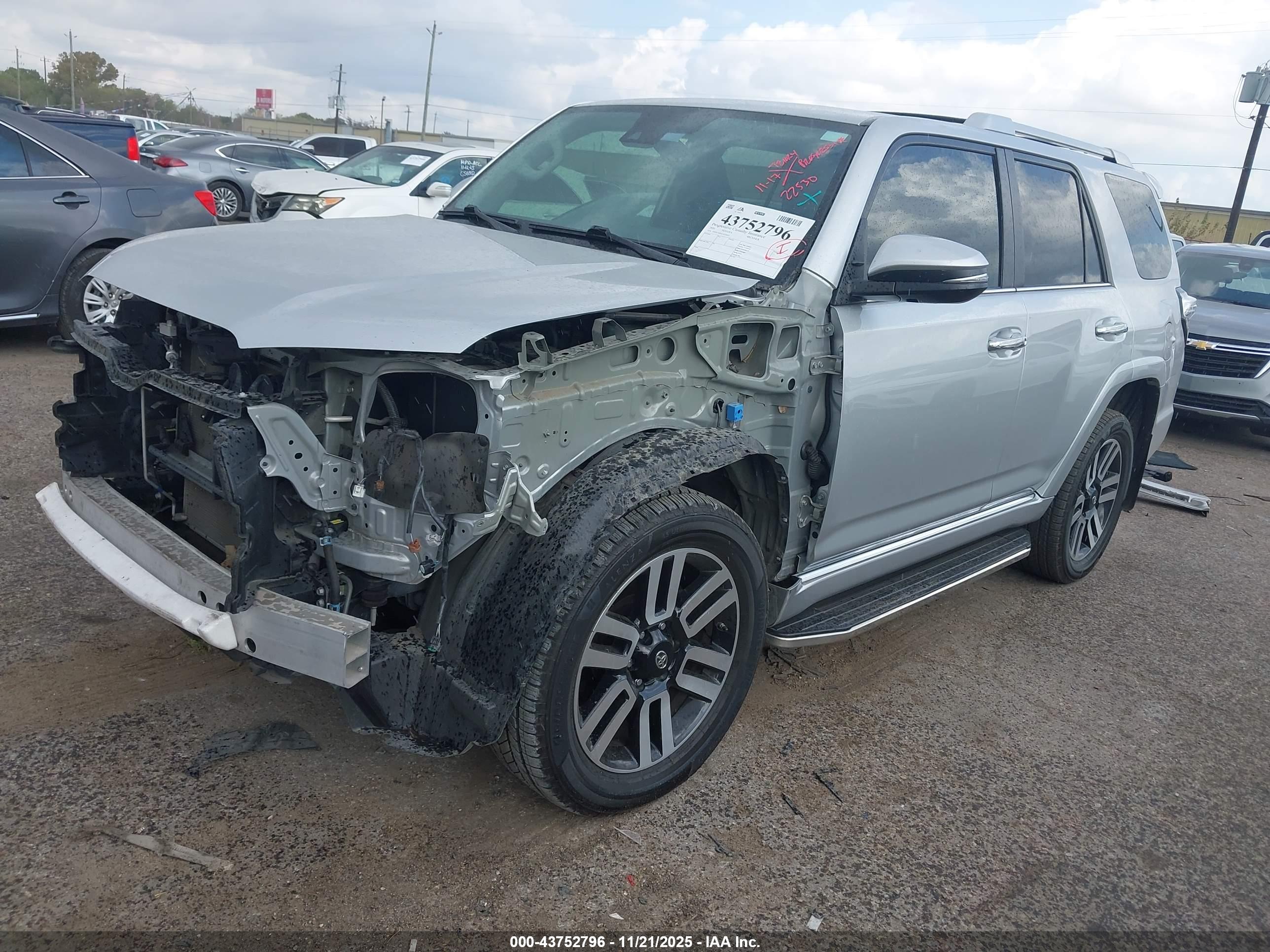 TOYOTA 4RUNNER image 2