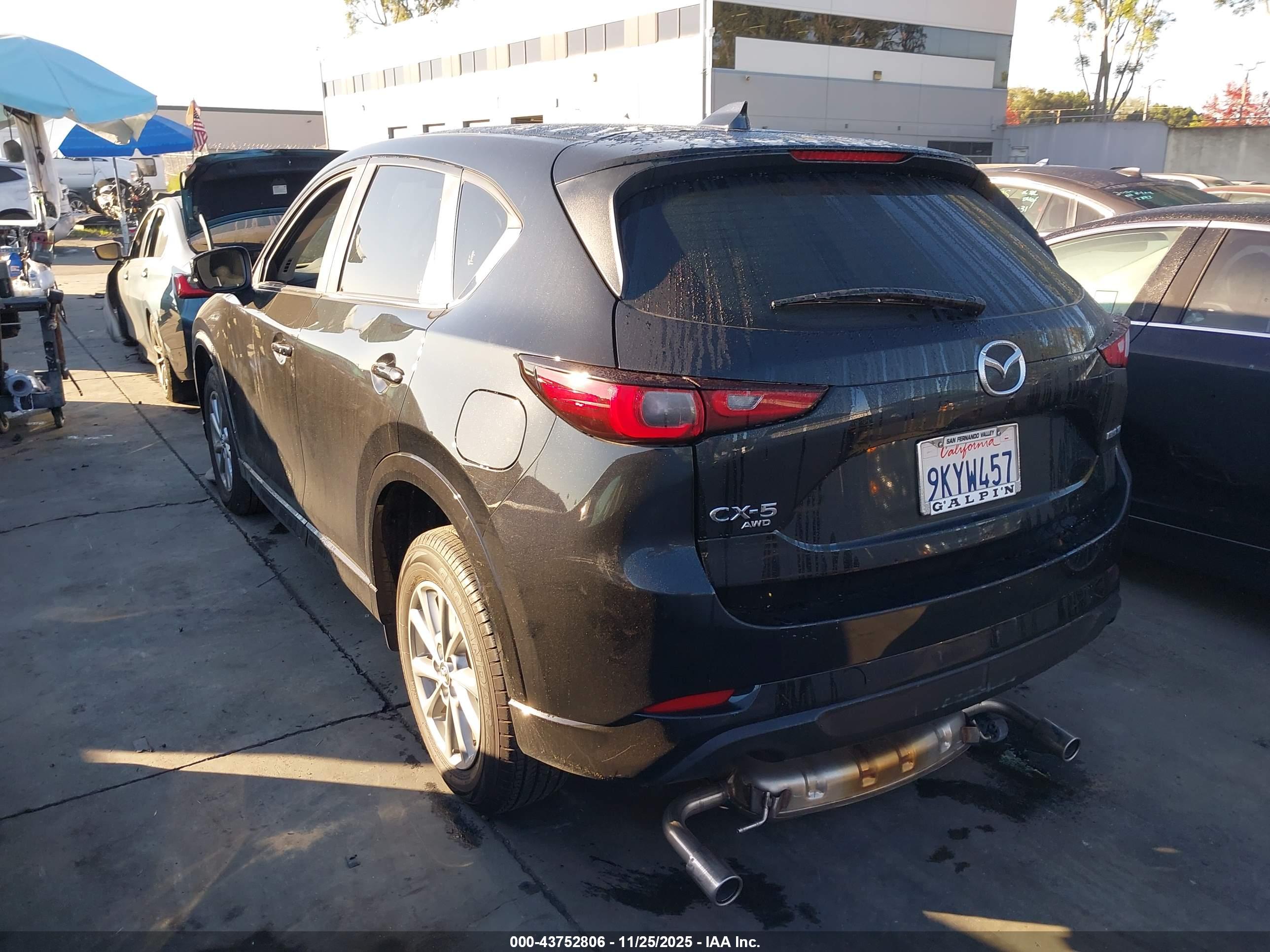 MAZDA CX-5 image 3
