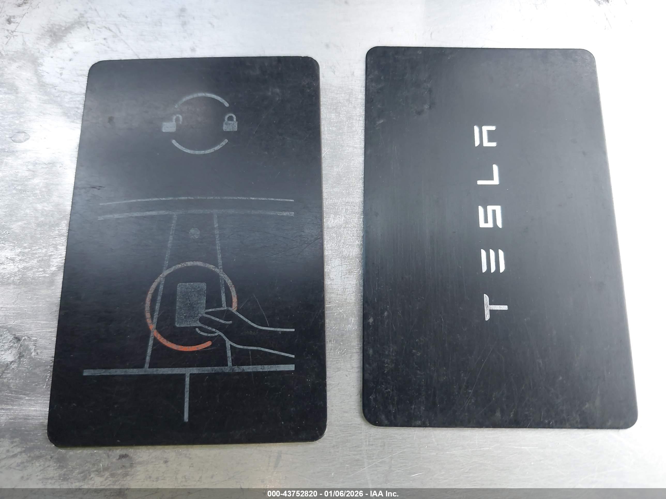 TESLA MODEL image 11