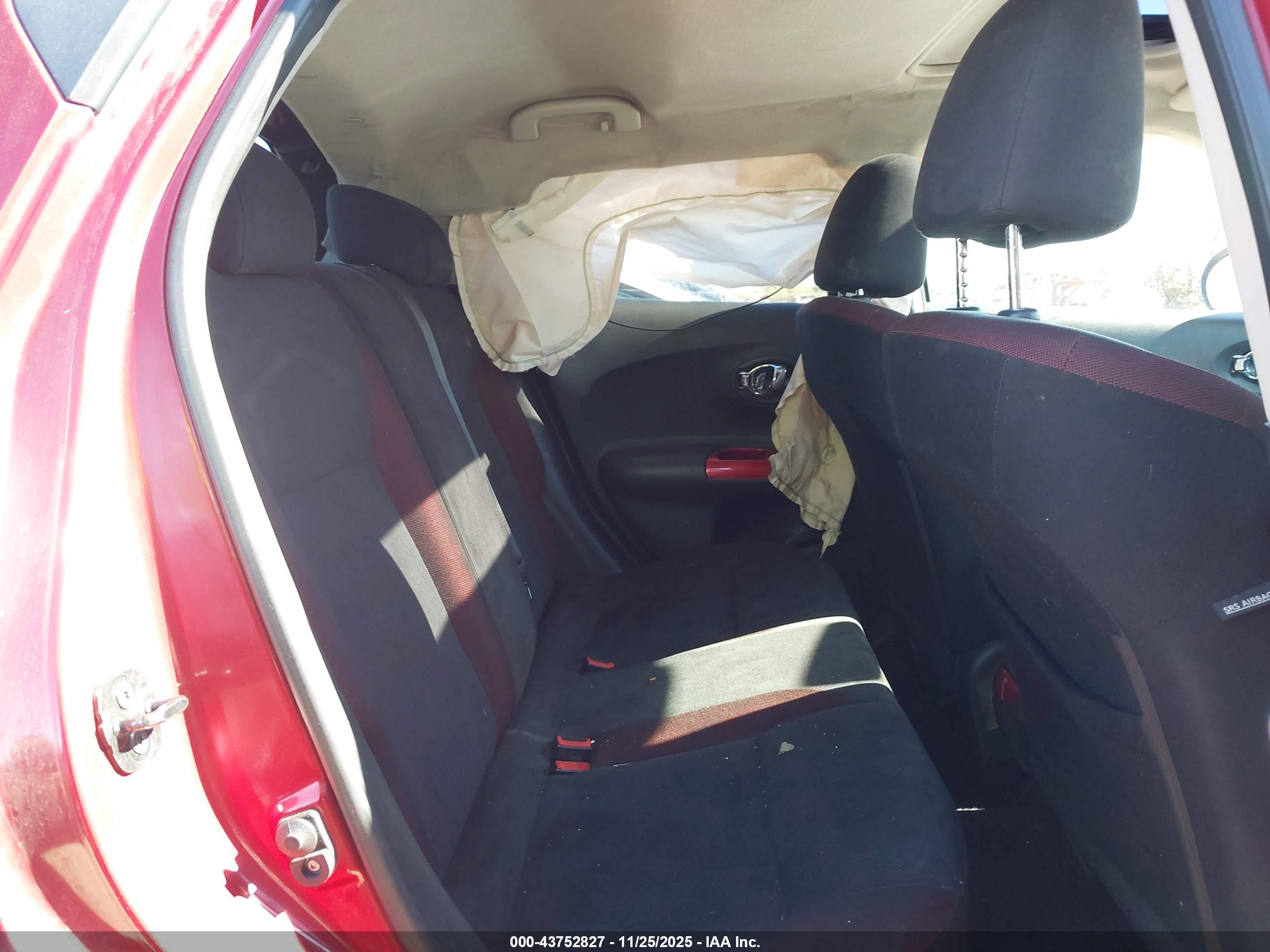NISSAN JUKE image 8