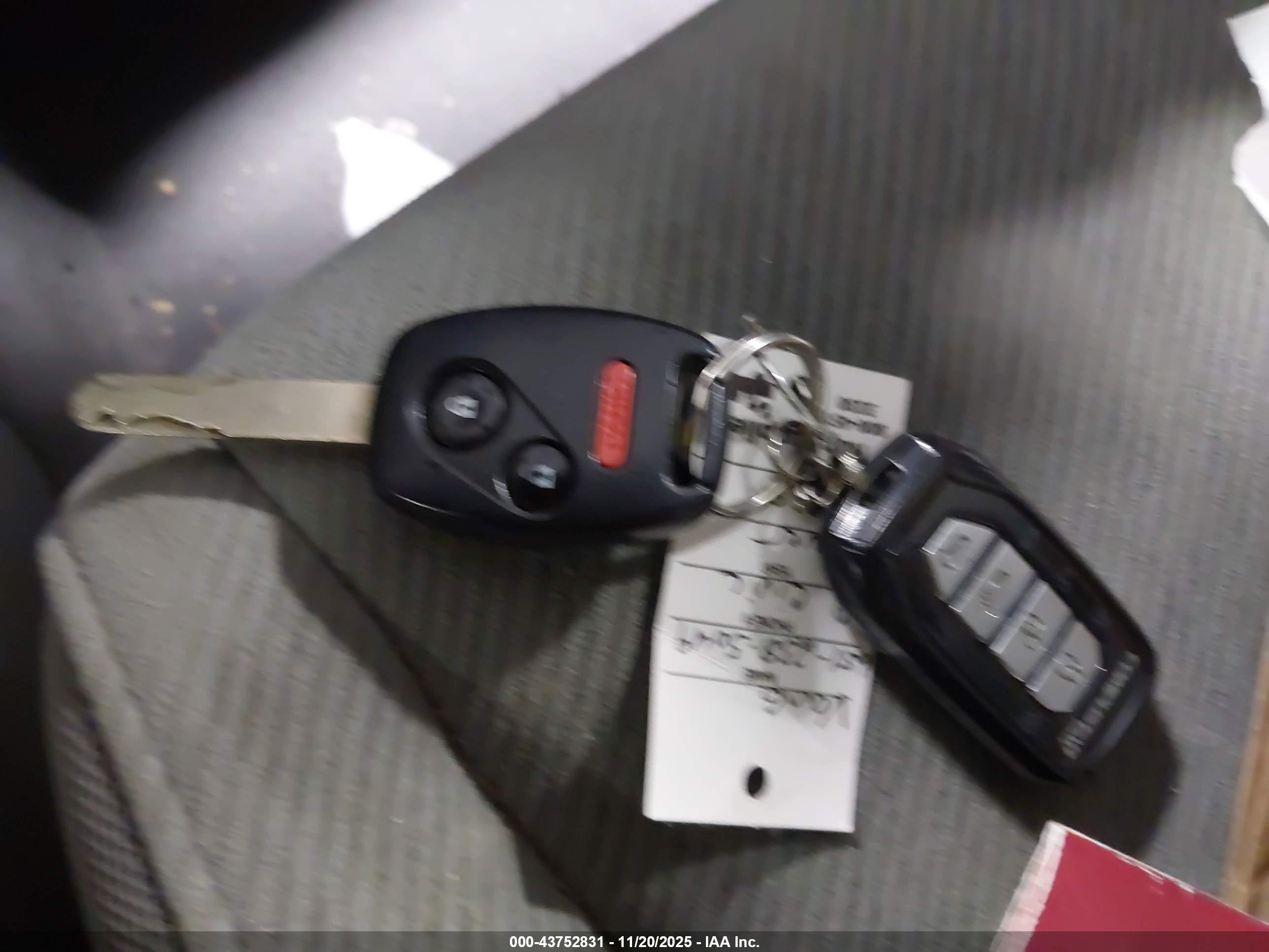 HONDA CIVIC image 11
