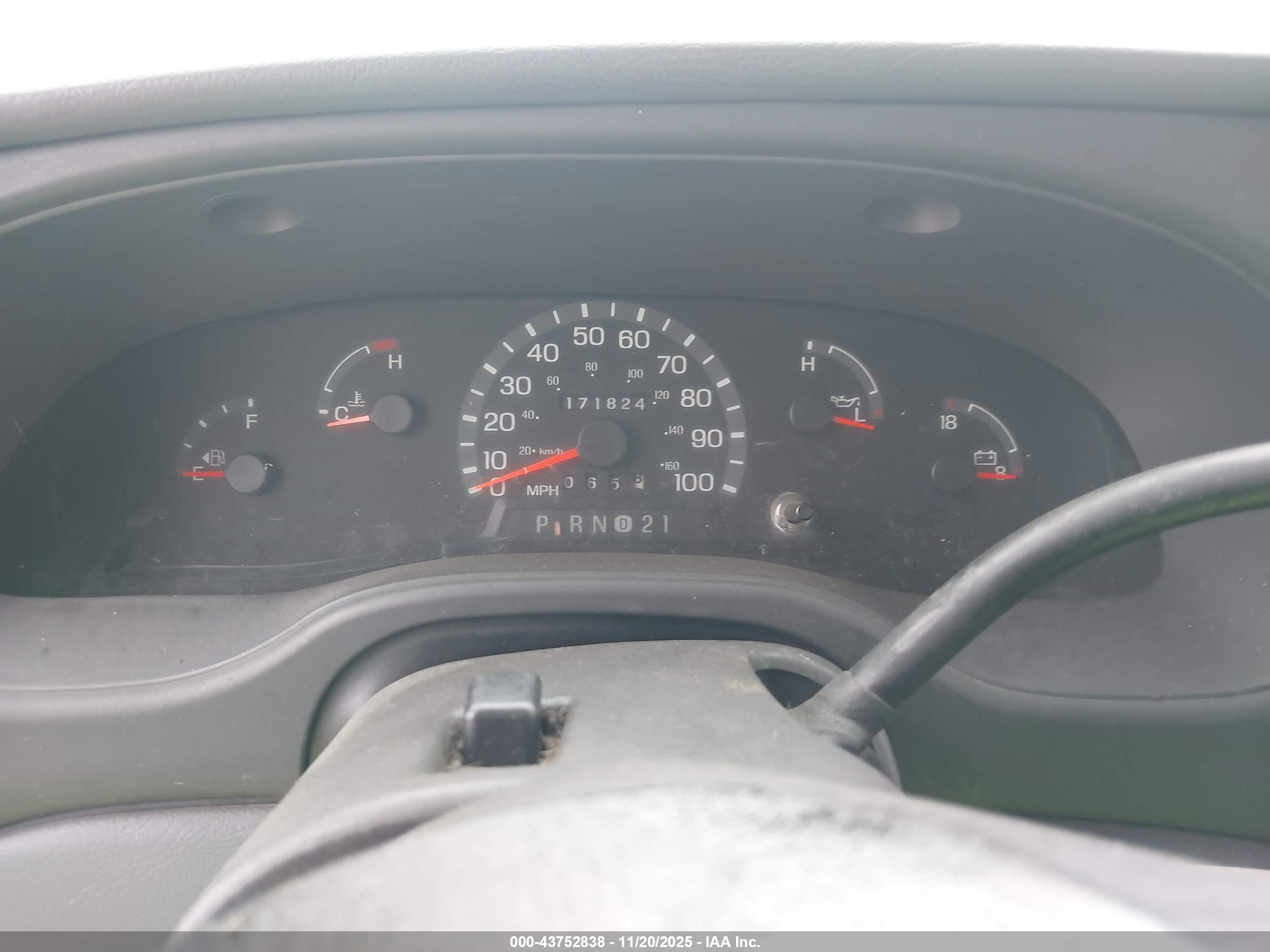 FORD E-450 image 6