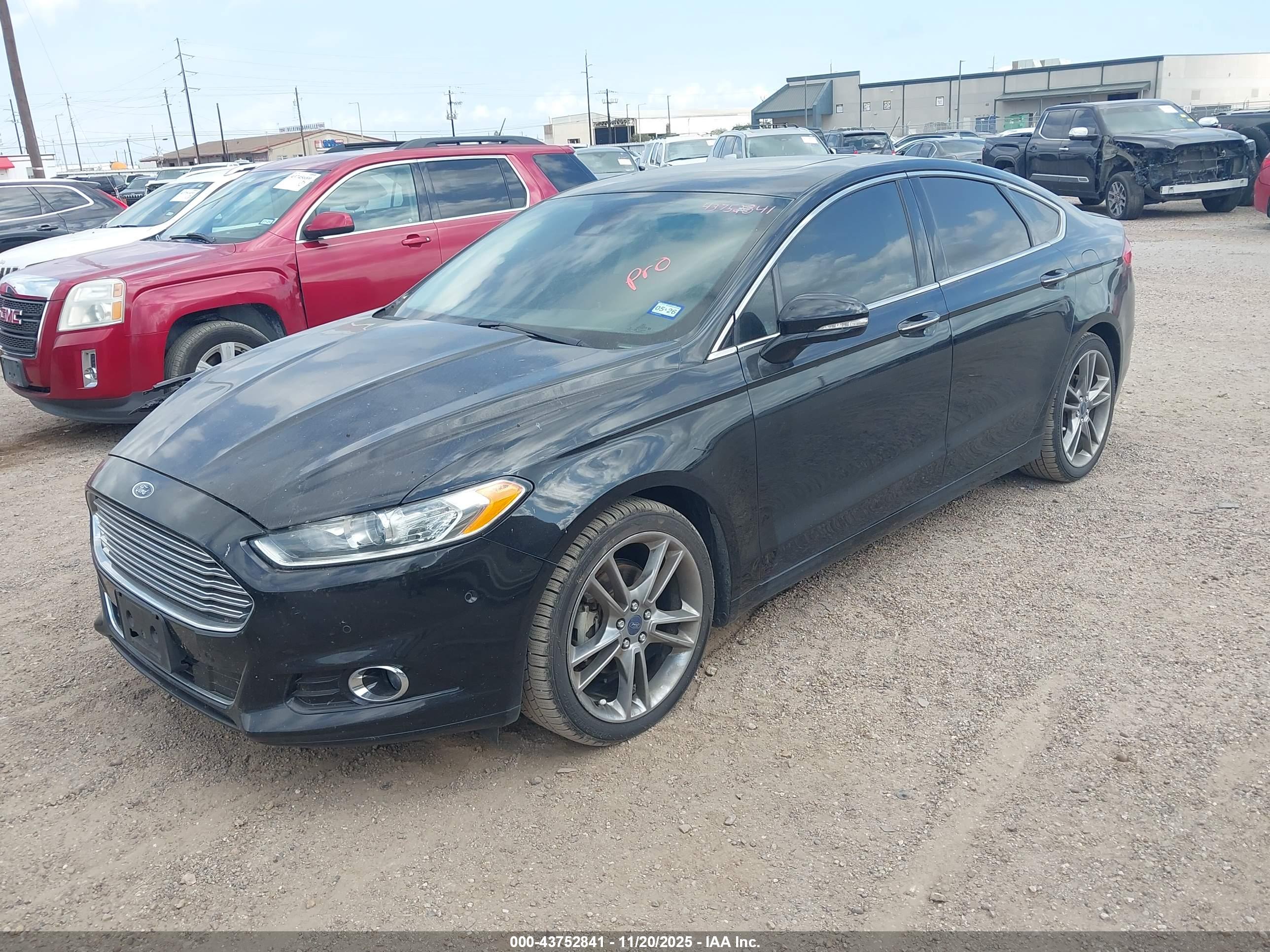 FORD FUSION image 2