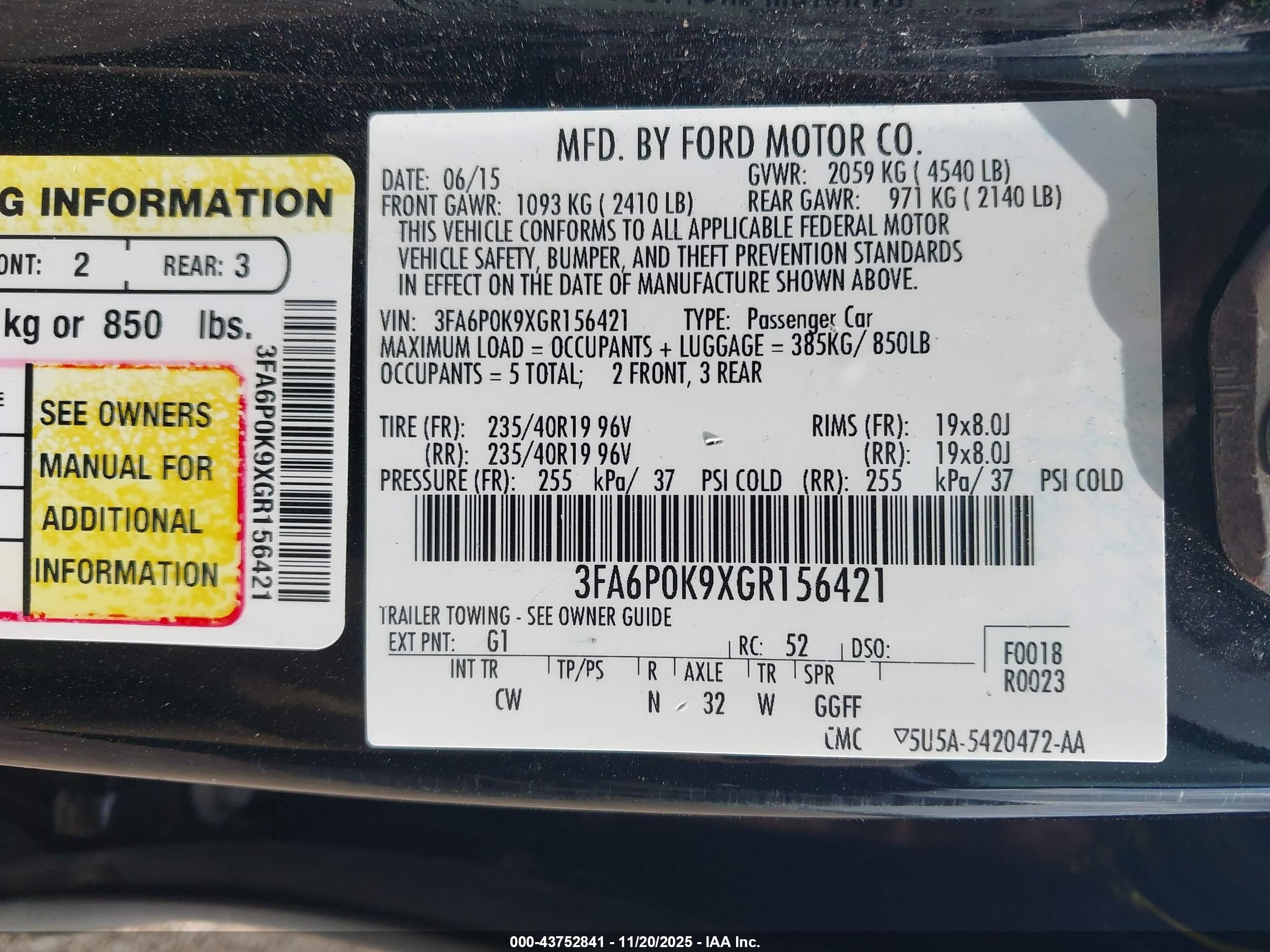 FORD FUSION image 9