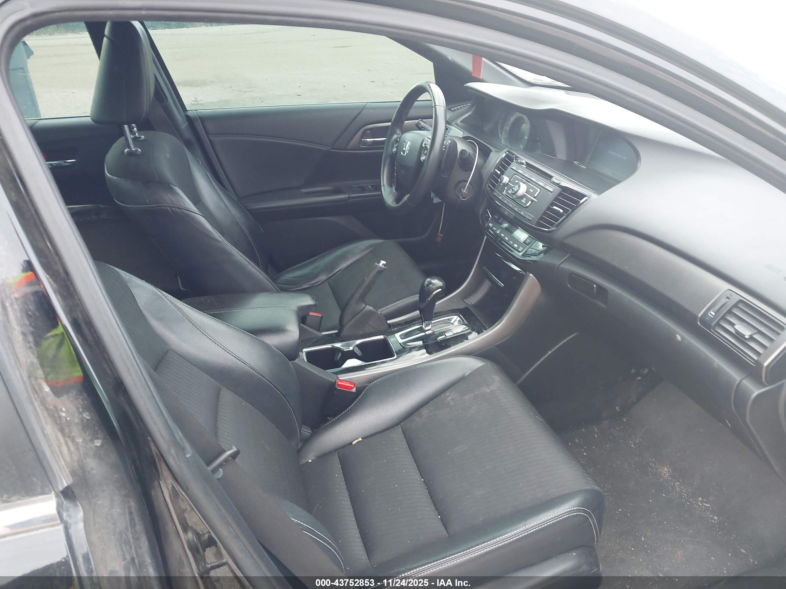 HONDA ACCORD image 5