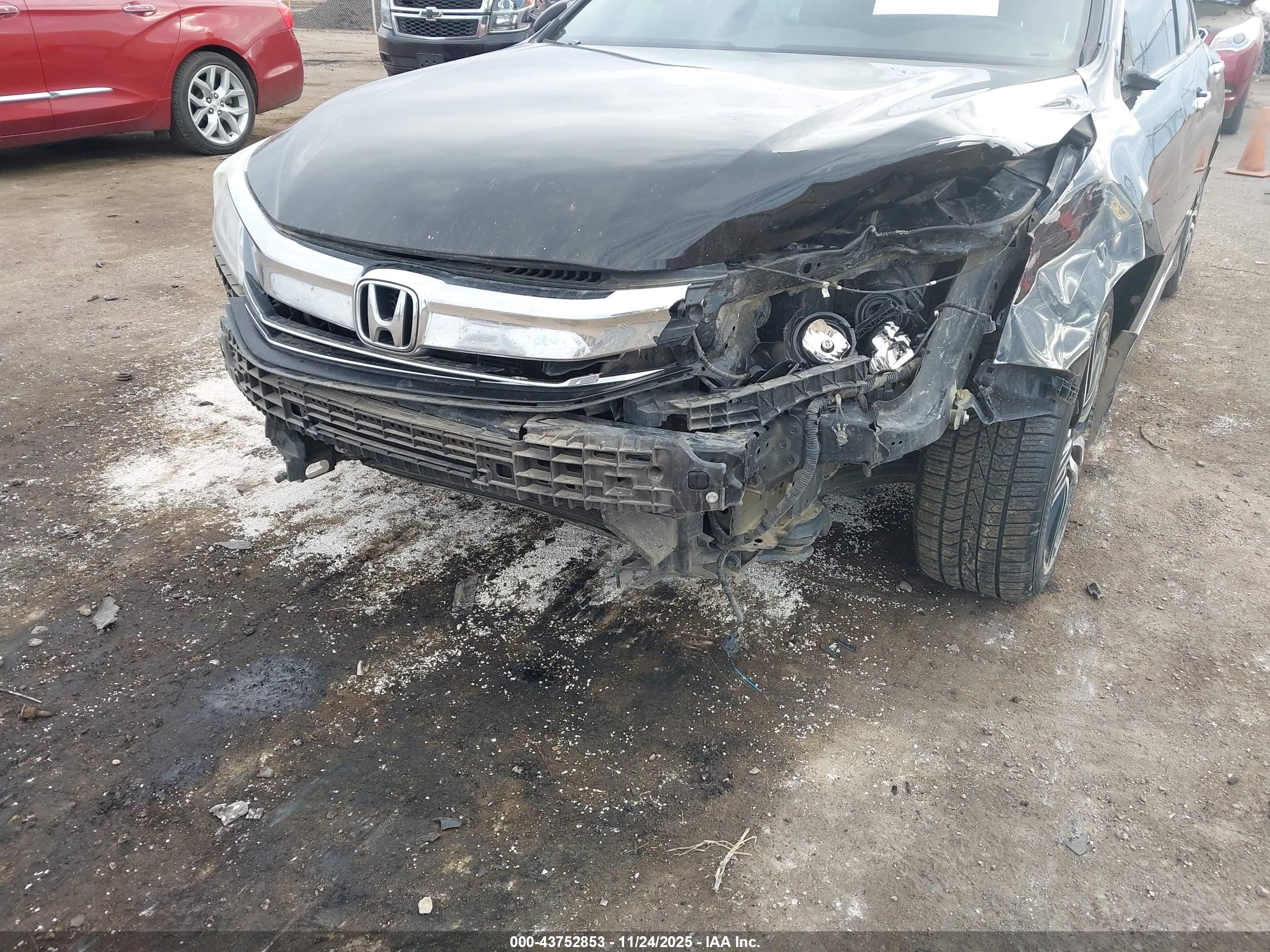 HONDA ACCORD image 6