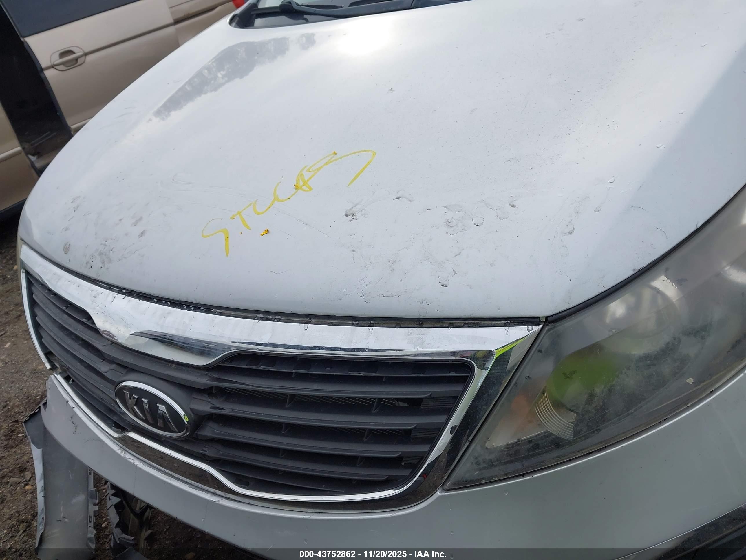 KIA SPORTAGE image 10