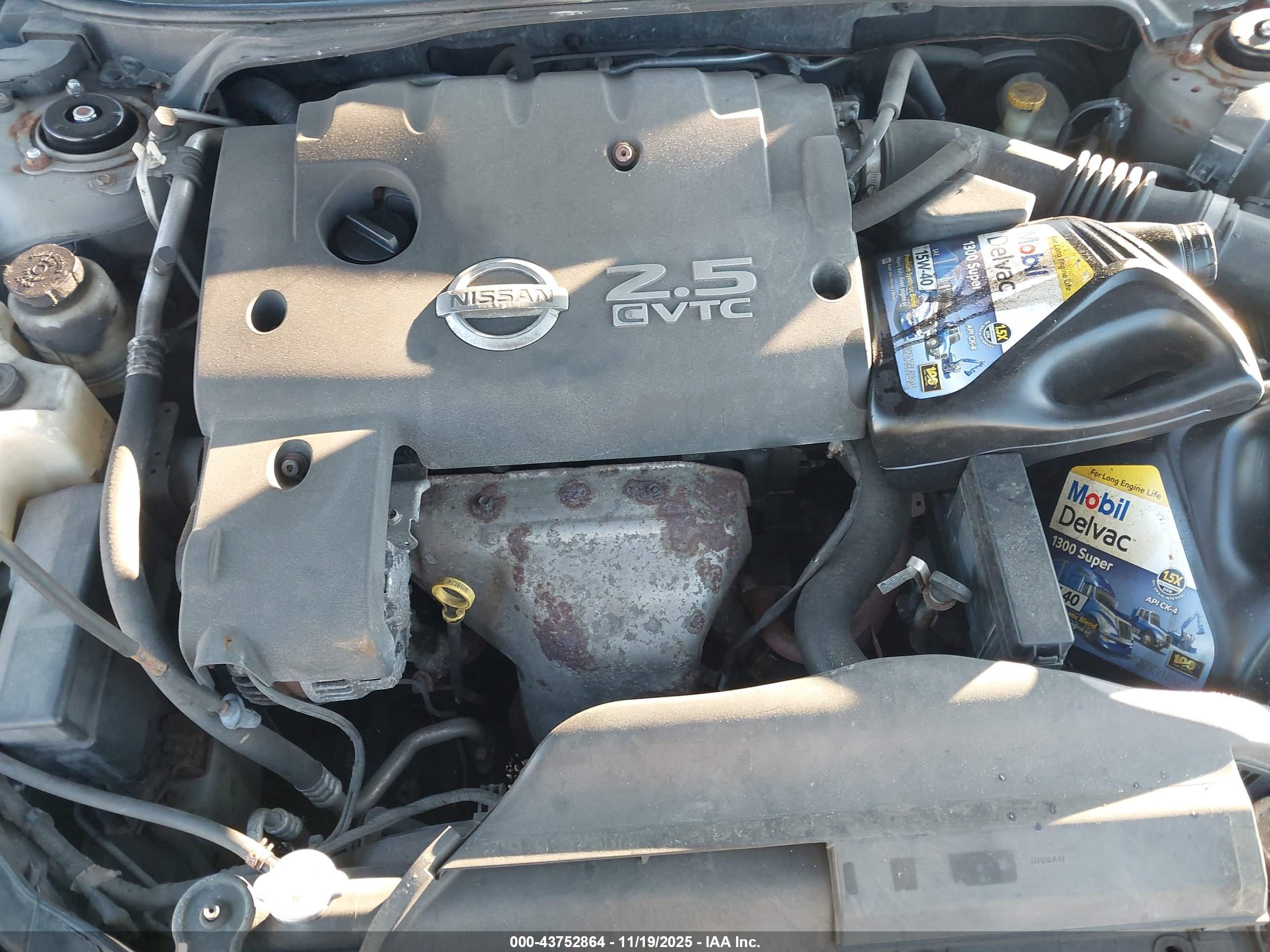 NISSAN ALTIMA image 10