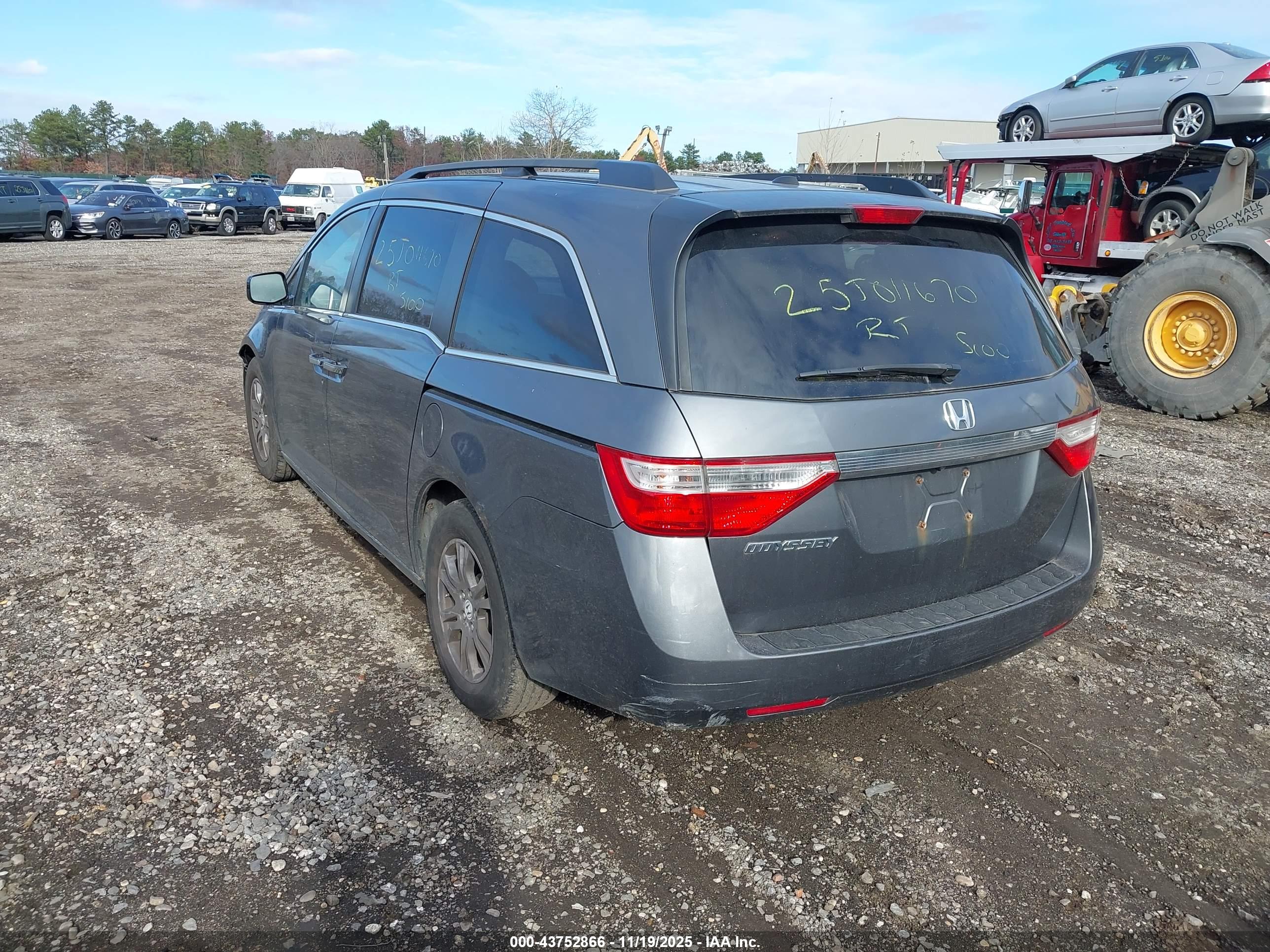 HONDA ODYSSEY image 3
