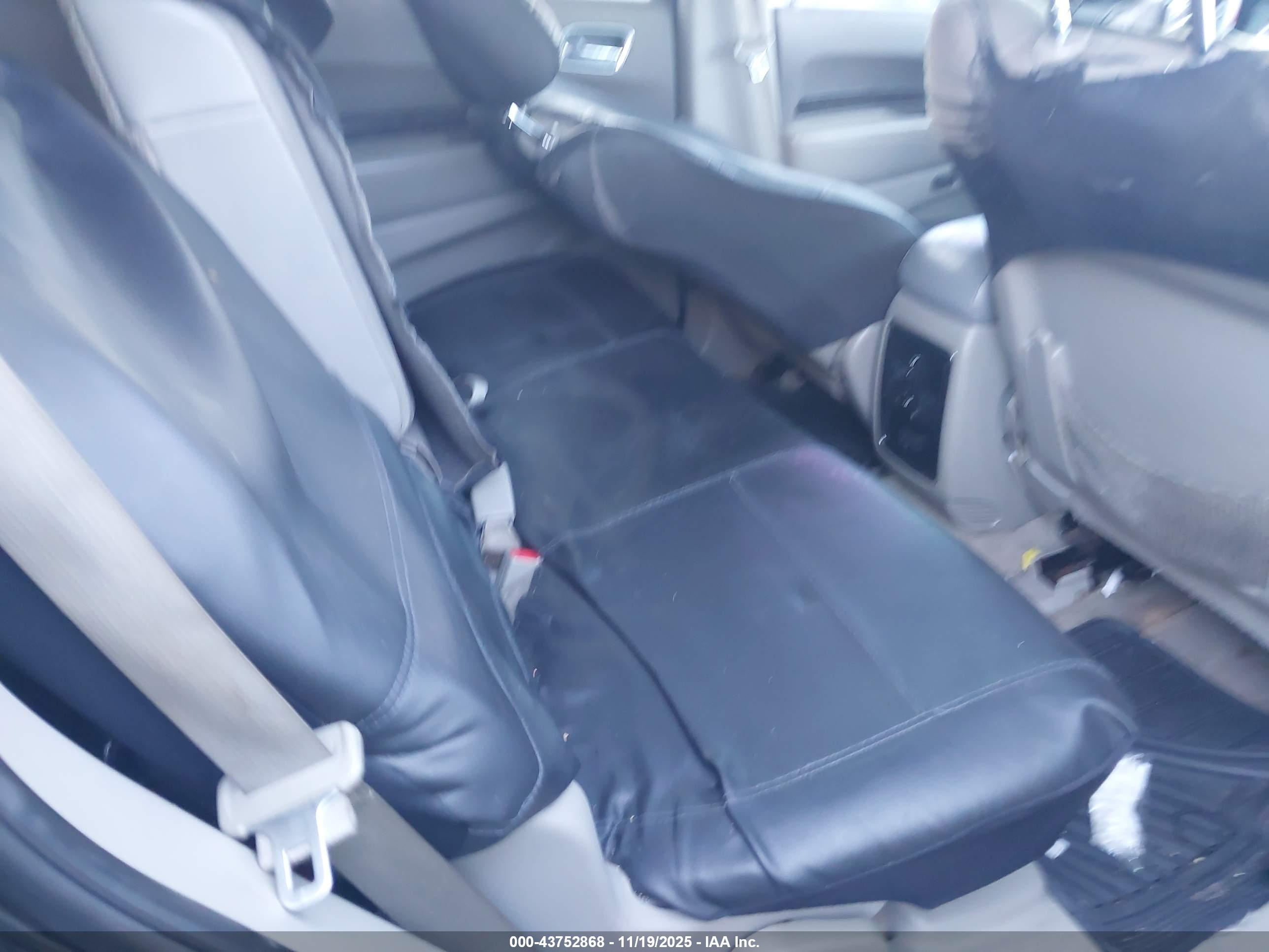 DODGE DURANGO image 8