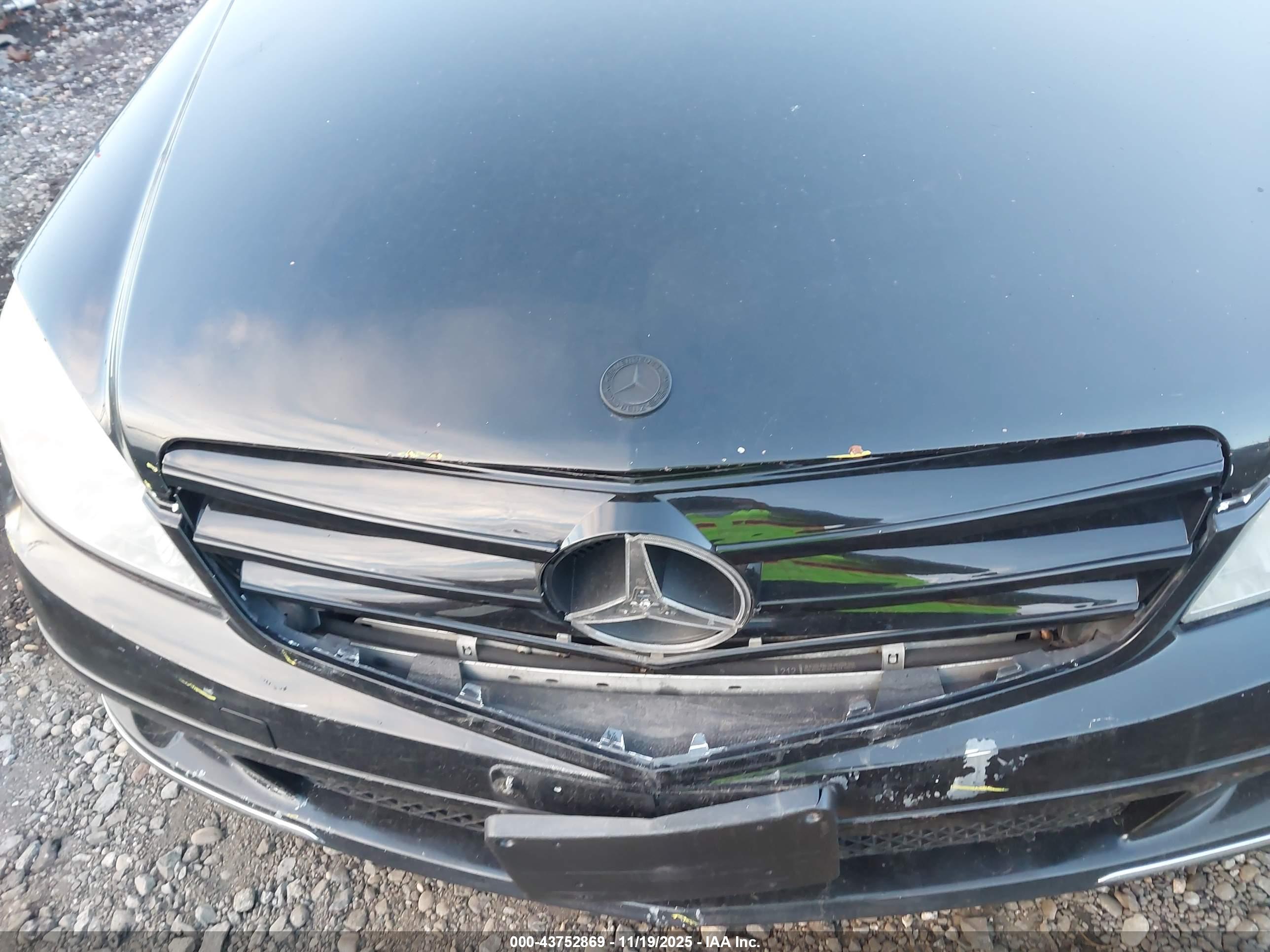 MERCEDES-BENZ C image 10