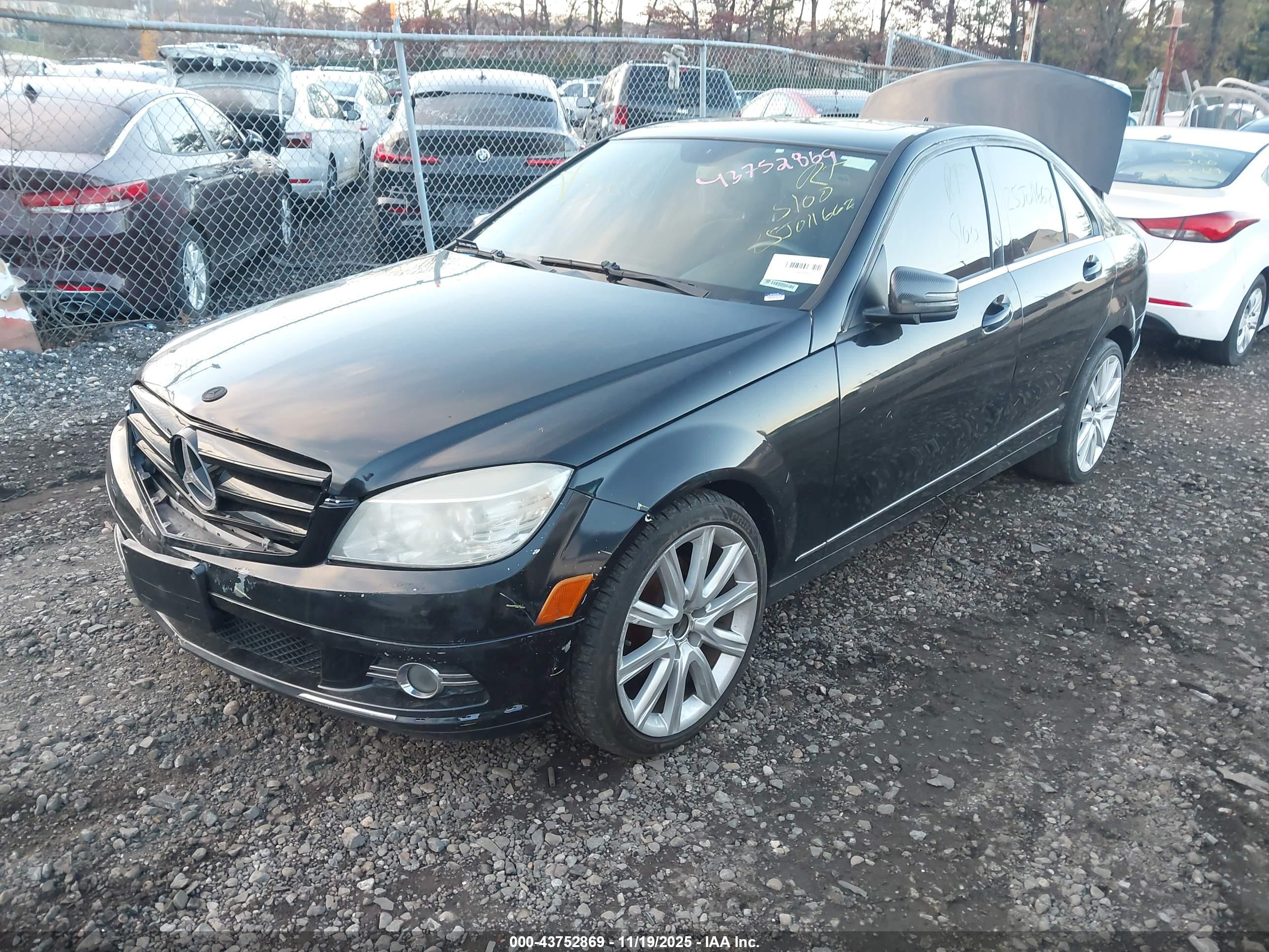 MERCEDES-BENZ C image 2
