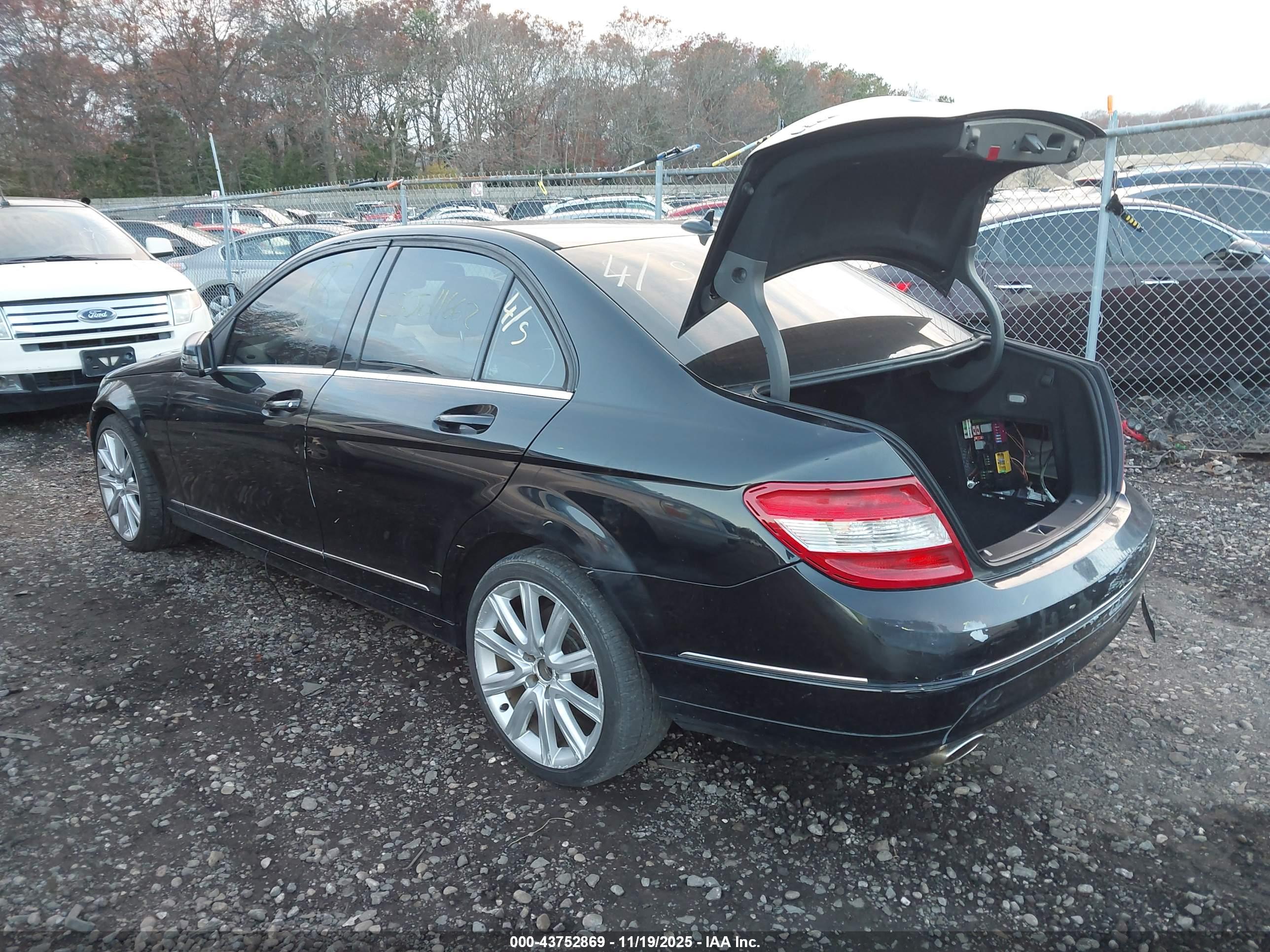 MERCEDES-BENZ C image 3