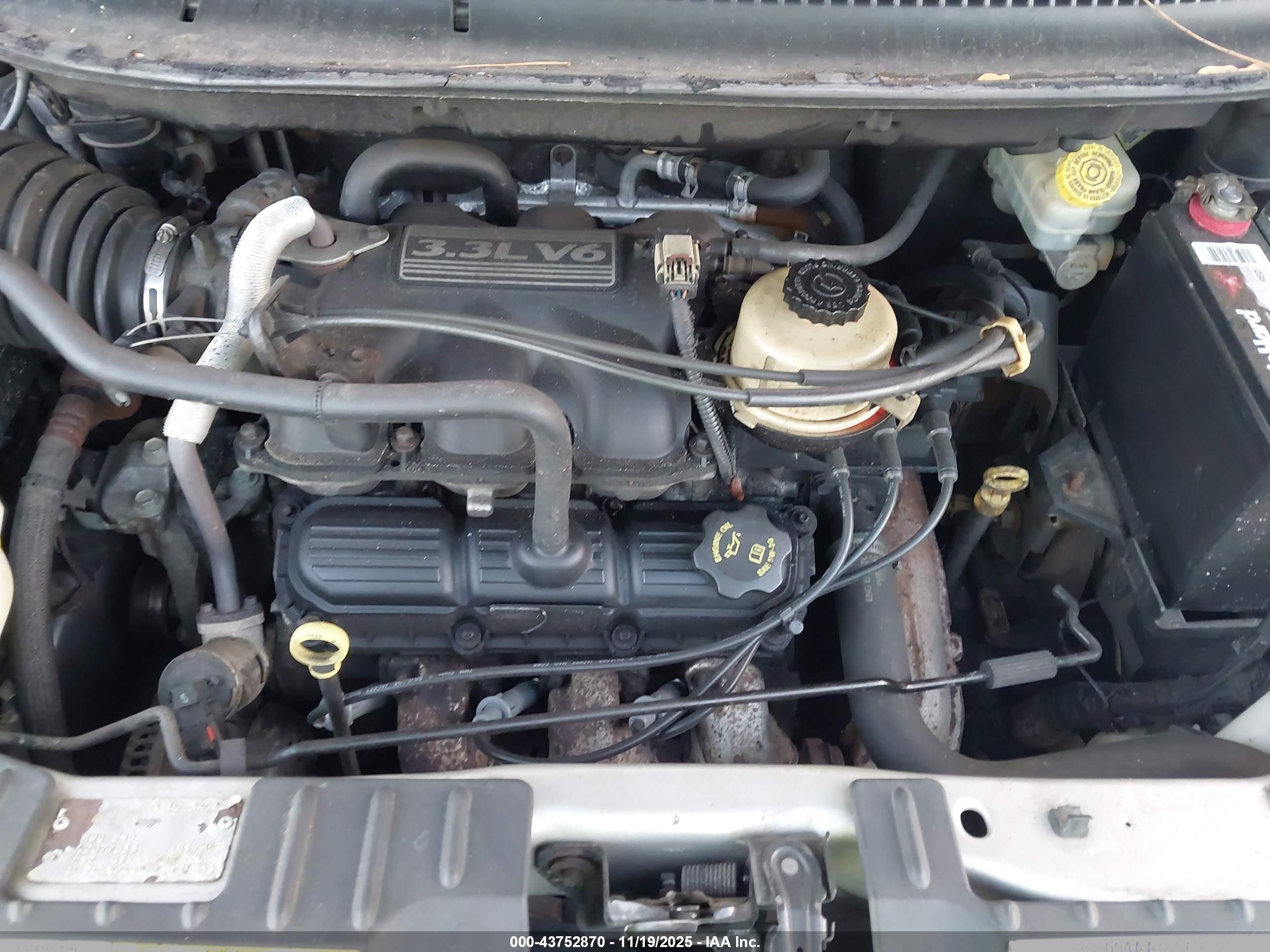 CHRYSLER TOWN image 10