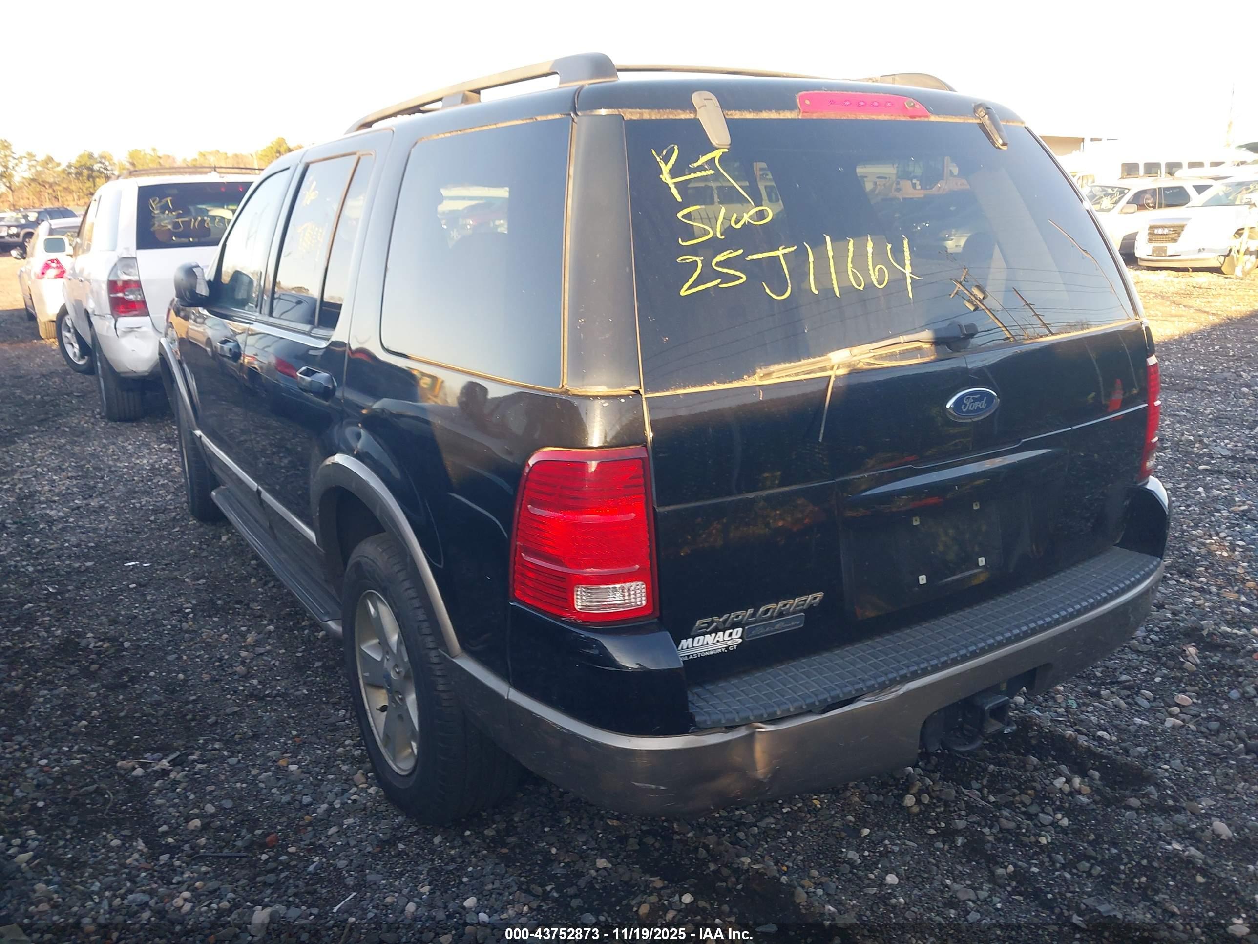 FORD EXPLORER image 3