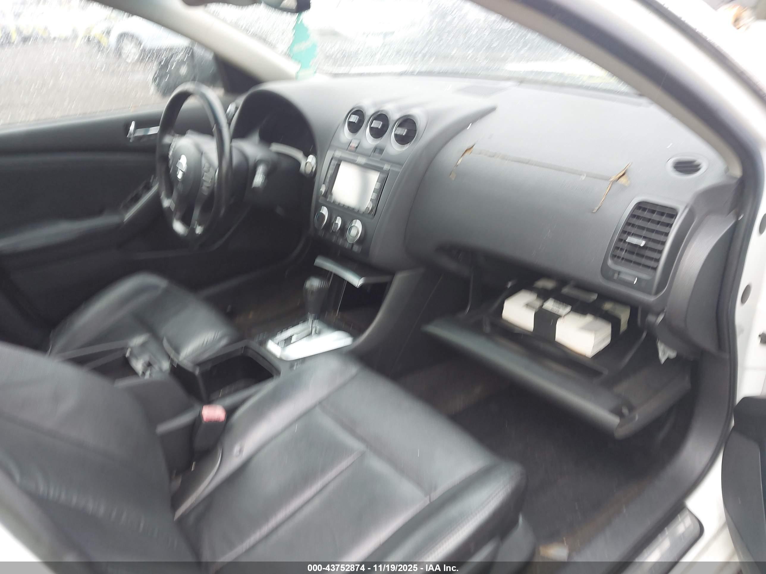 NISSAN ALTIMA image 5