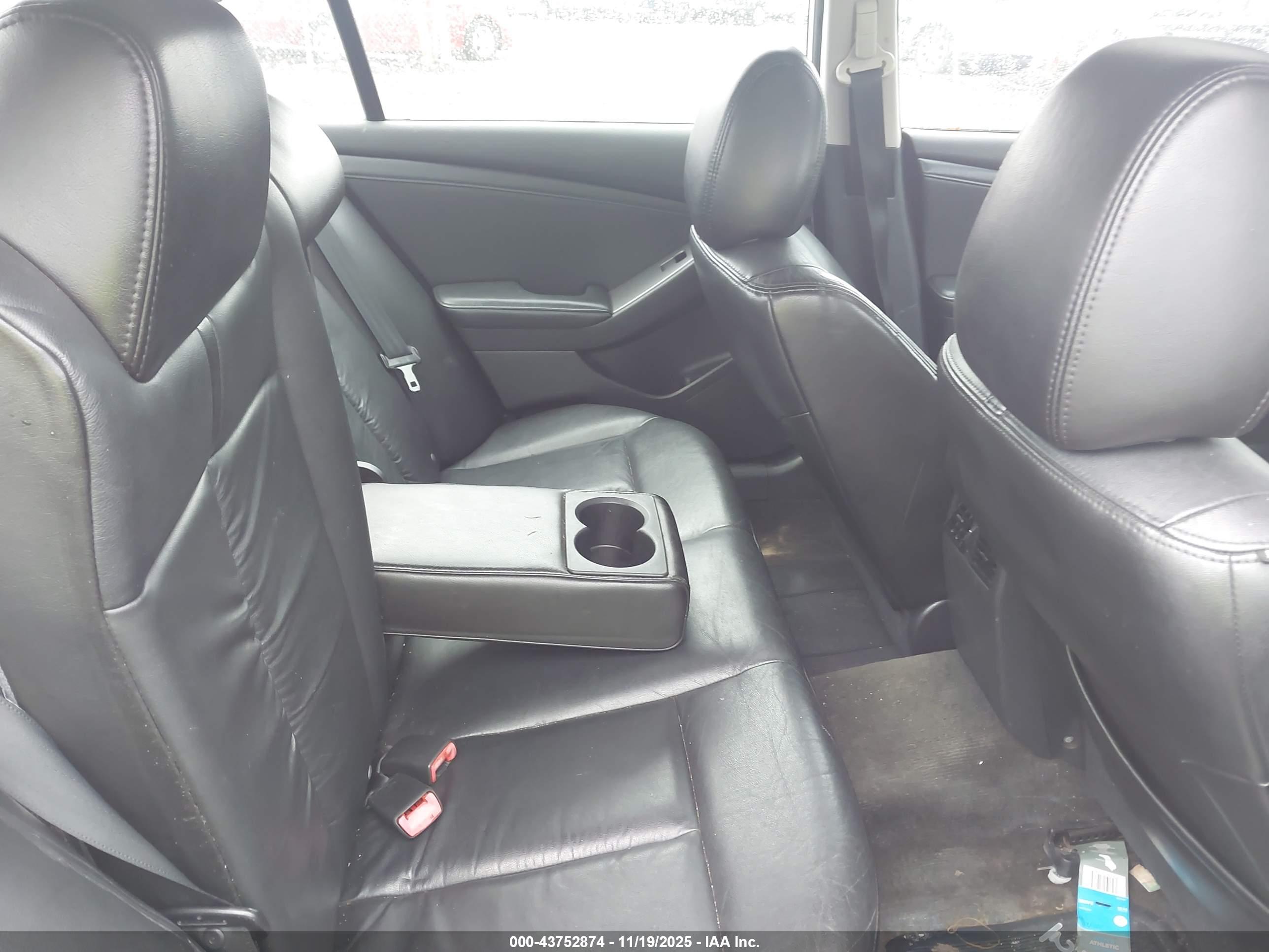 NISSAN ALTIMA image 8