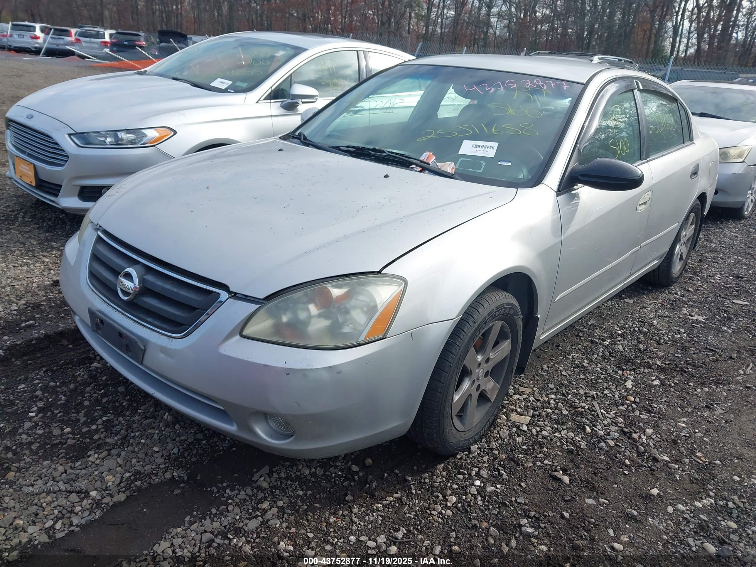 NISSAN ALTIMA image 2