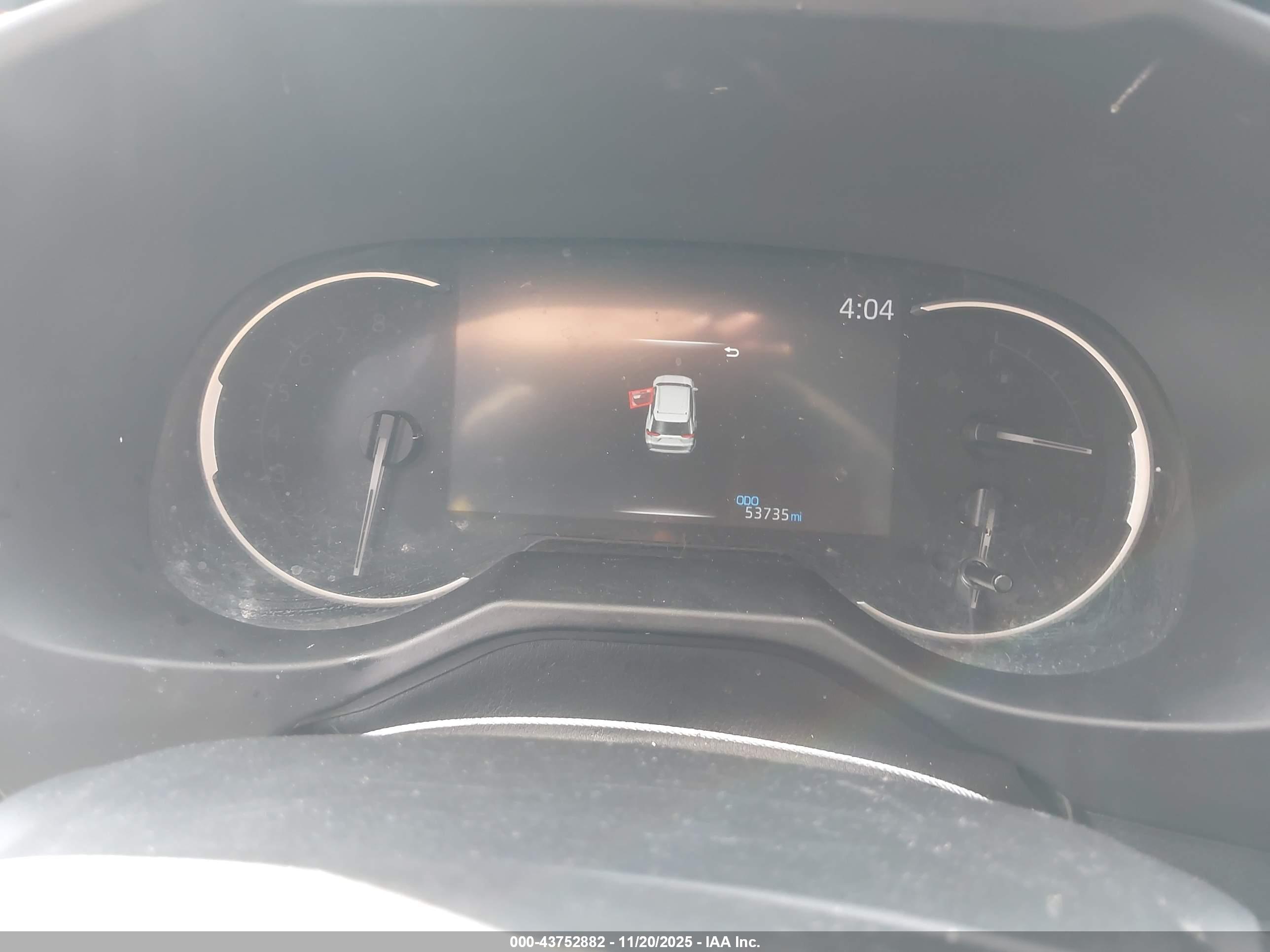 TOYOTA RAV4 image 7