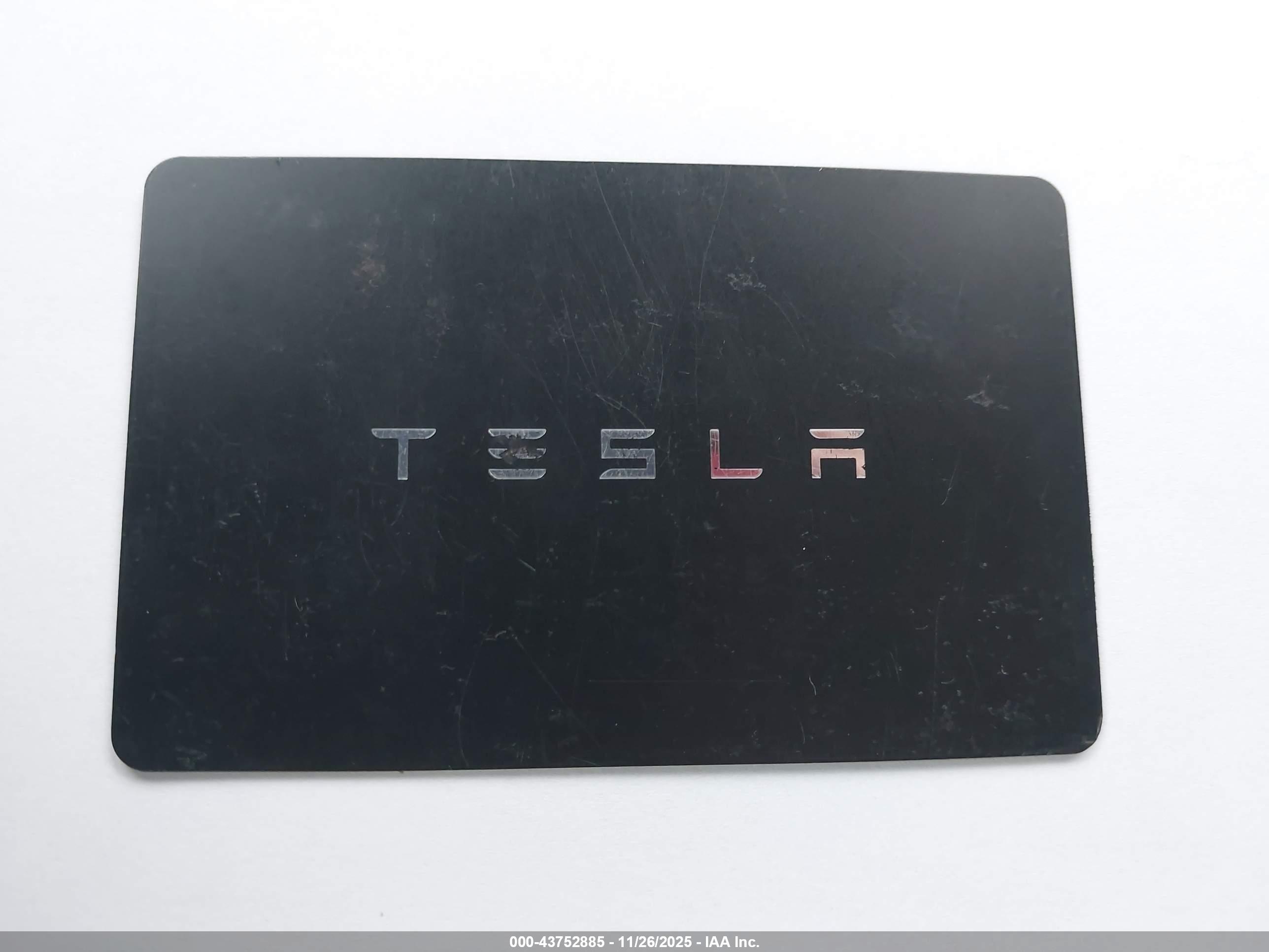 TESLA MODEL image 11