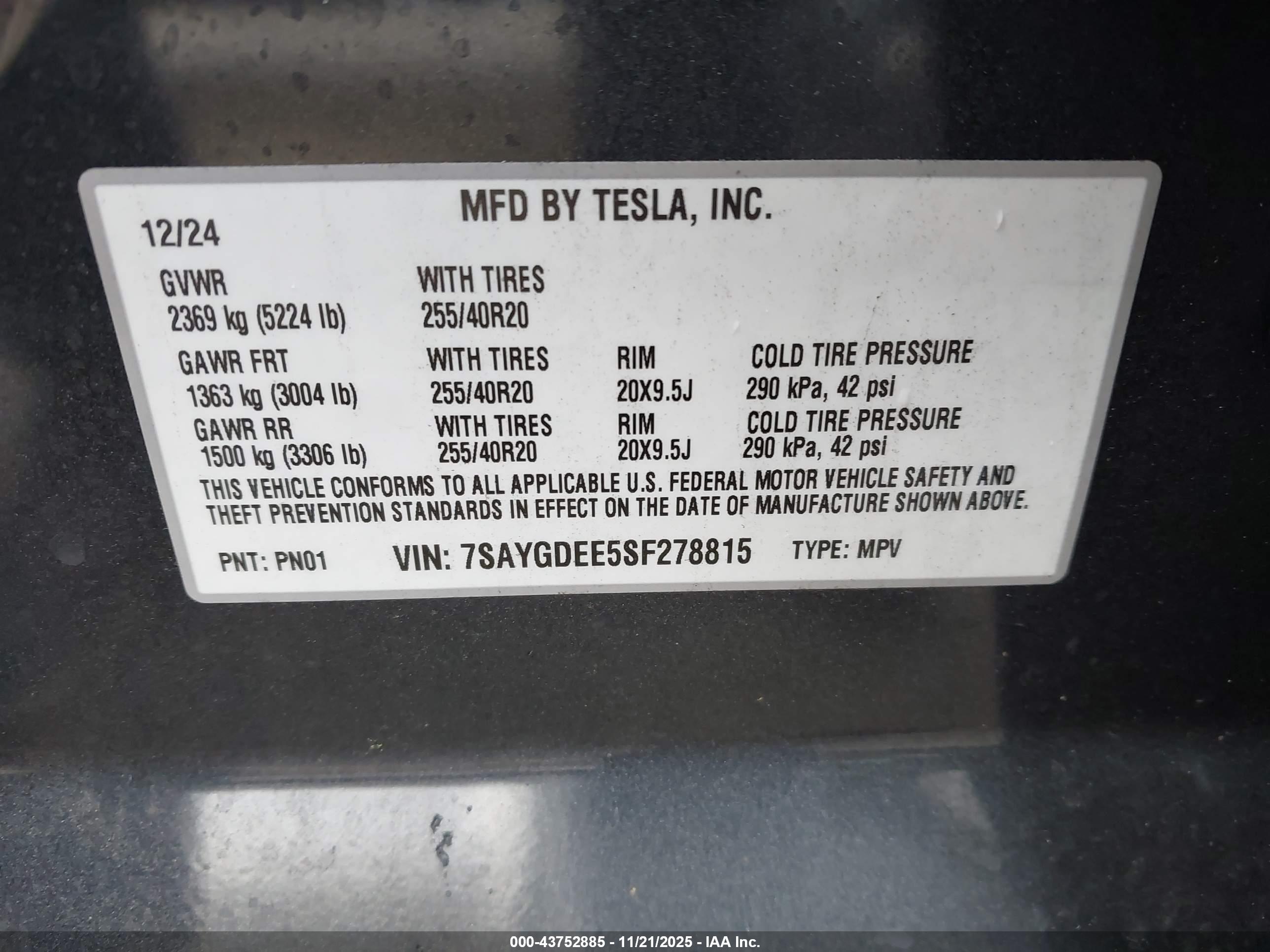 TESLA MODEL image 9