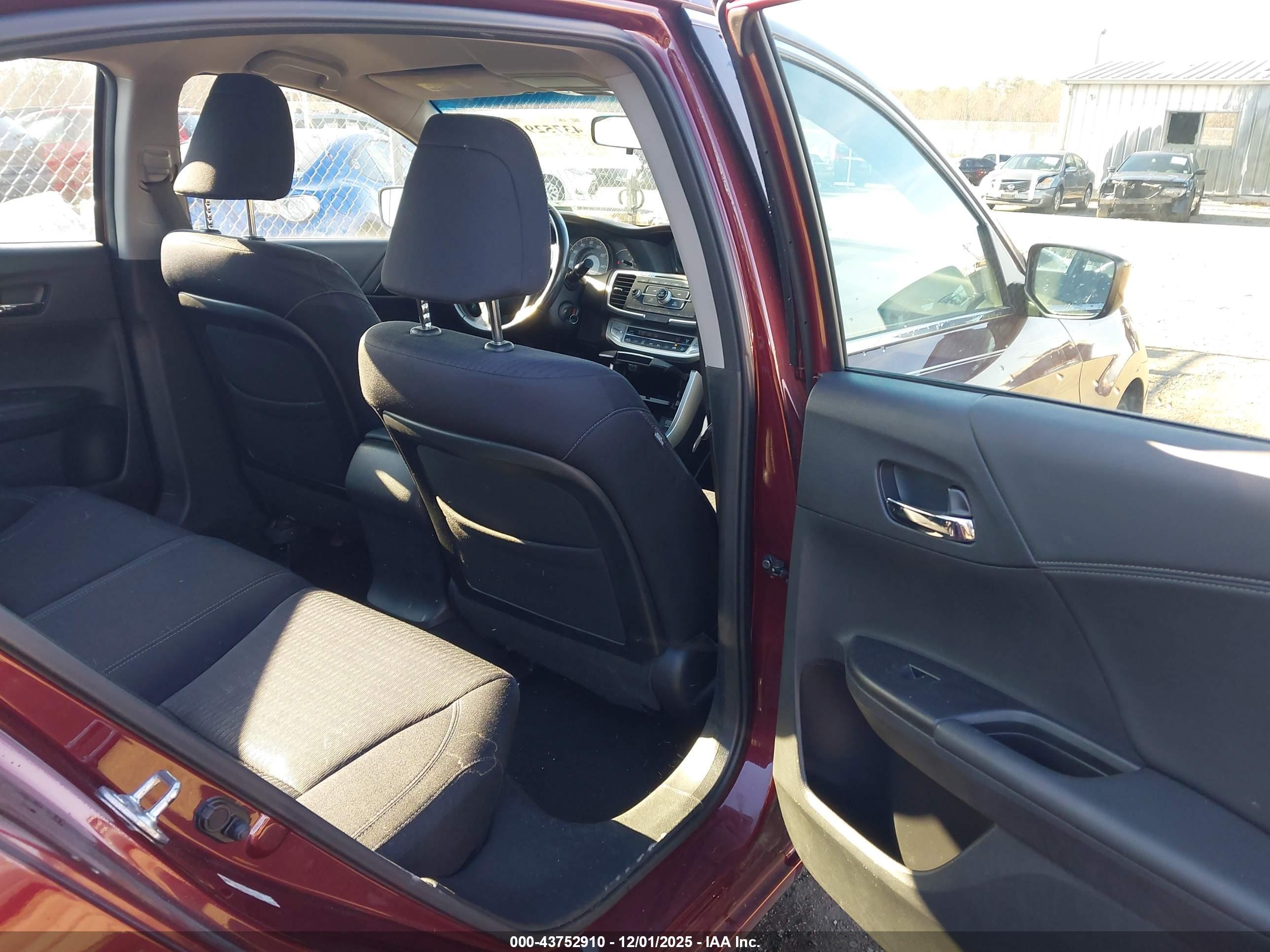 HONDA ACCORD image 8