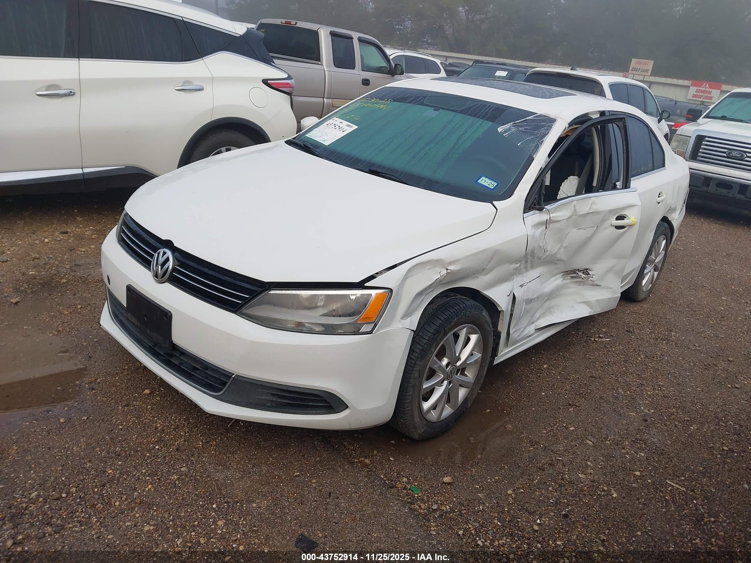 VOLKSWAGEN JETTA image 2