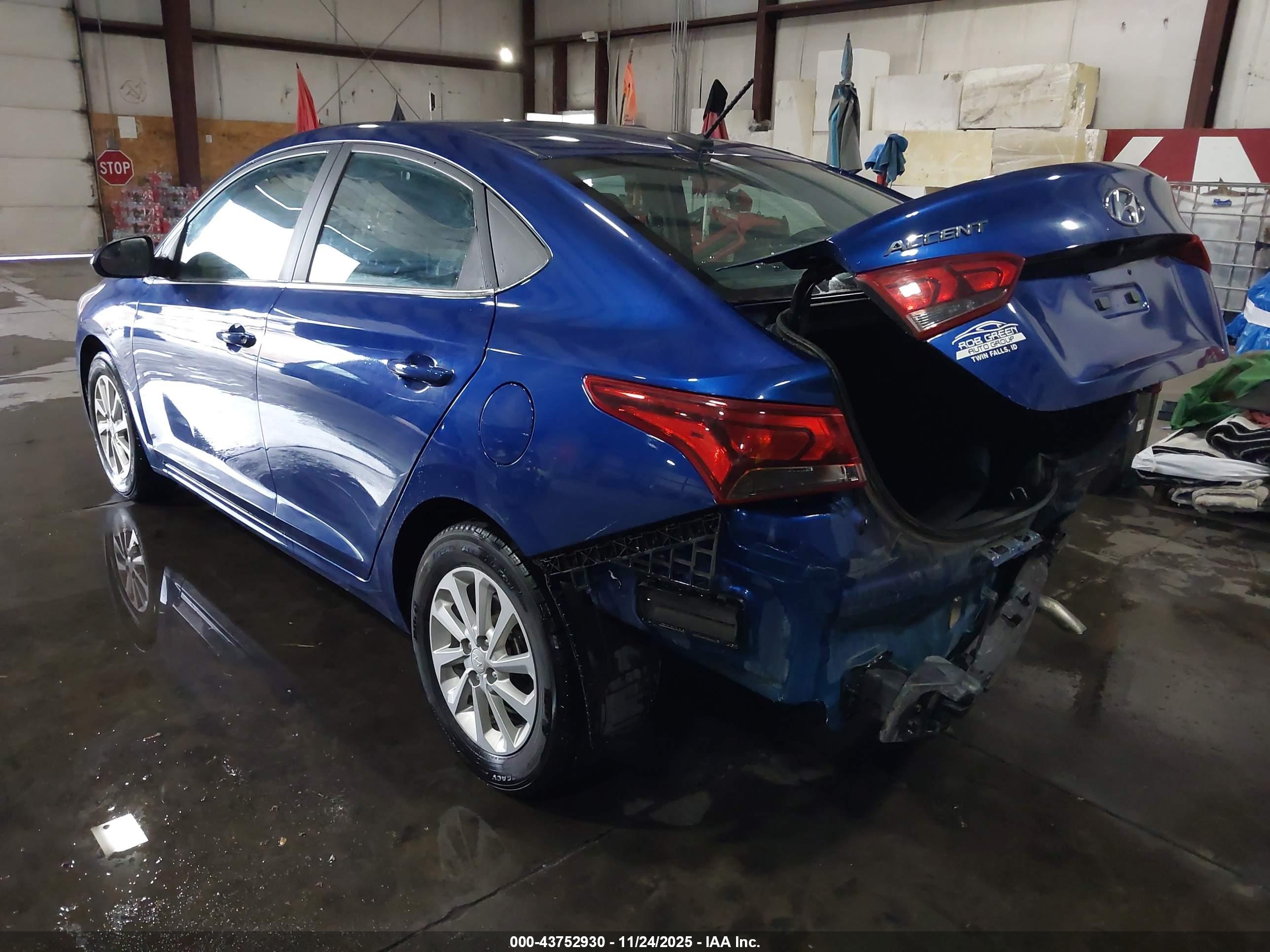 HYUNDAI ACCENT image 3