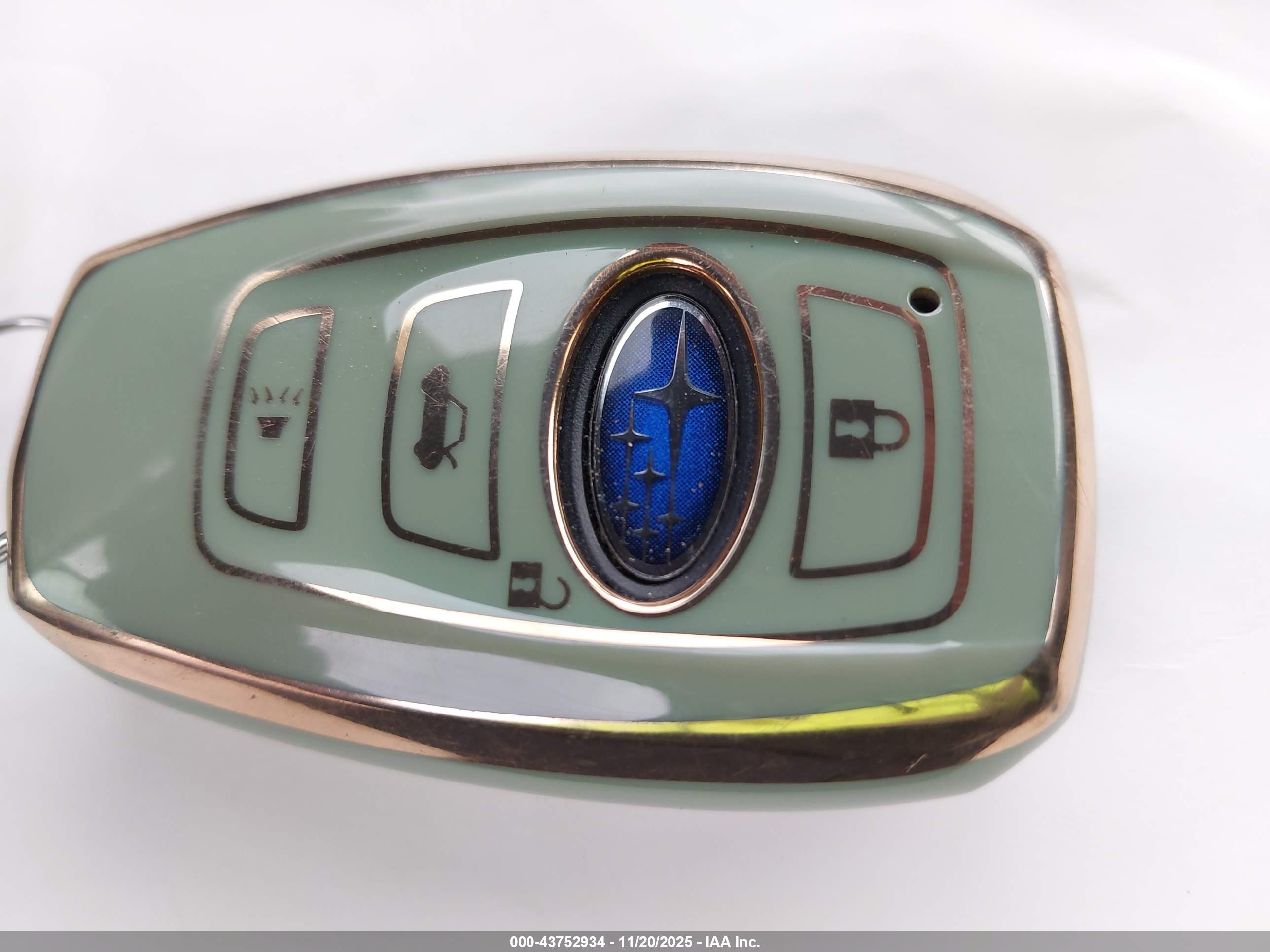 SUBARU CROSSTREK image 11