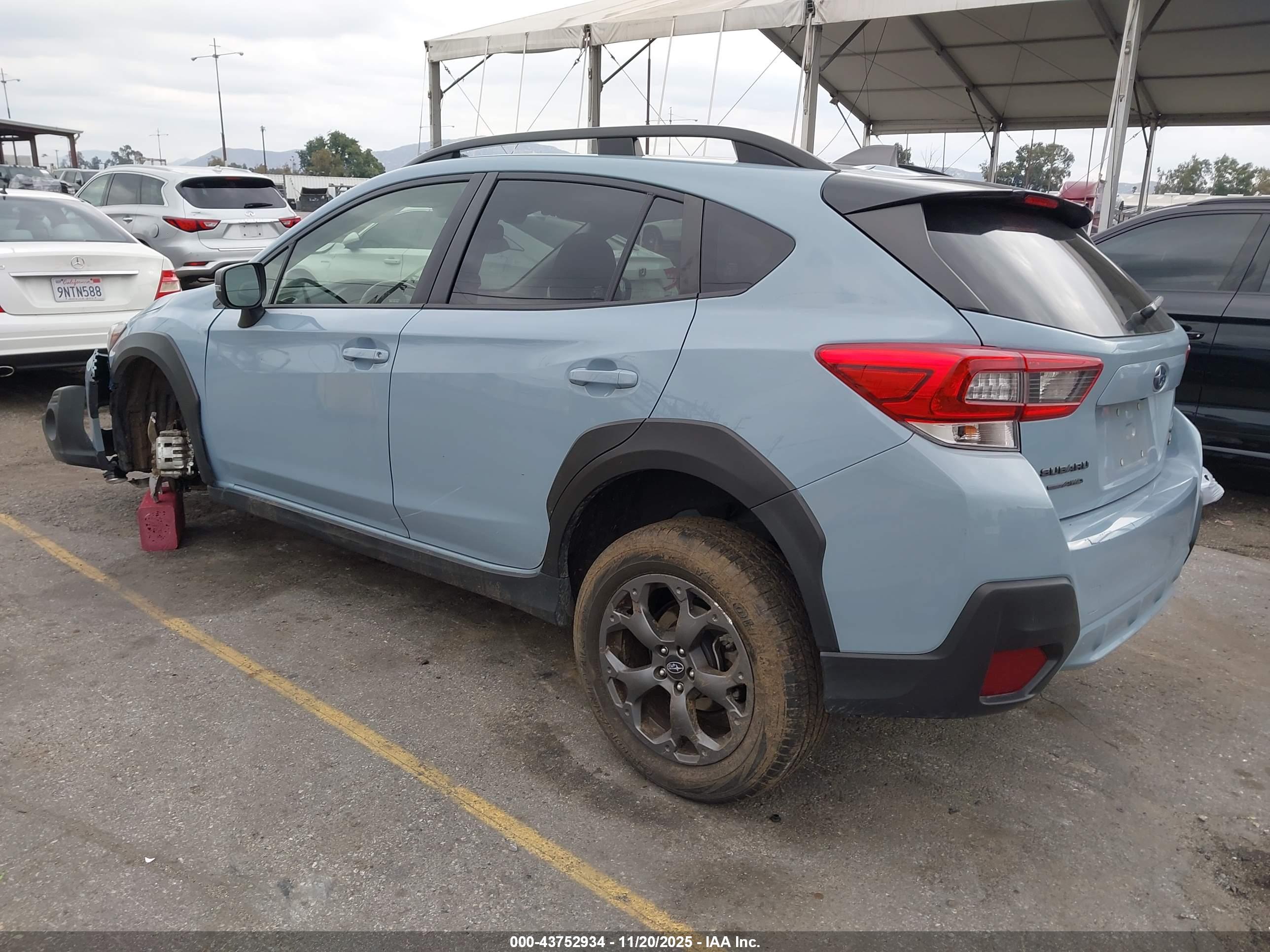 SUBARU CROSSTREK image 3