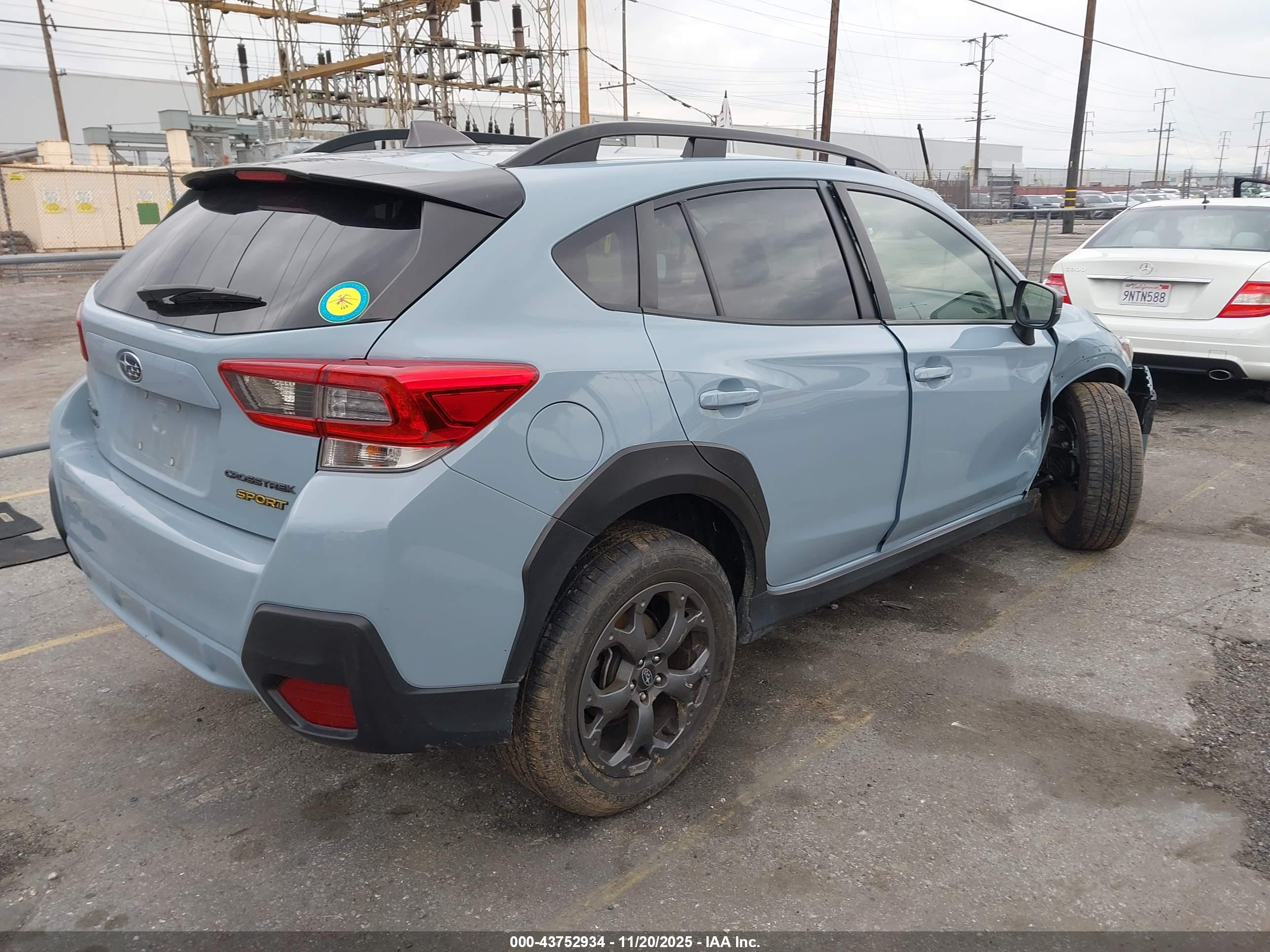 SUBARU CROSSTREK image 4