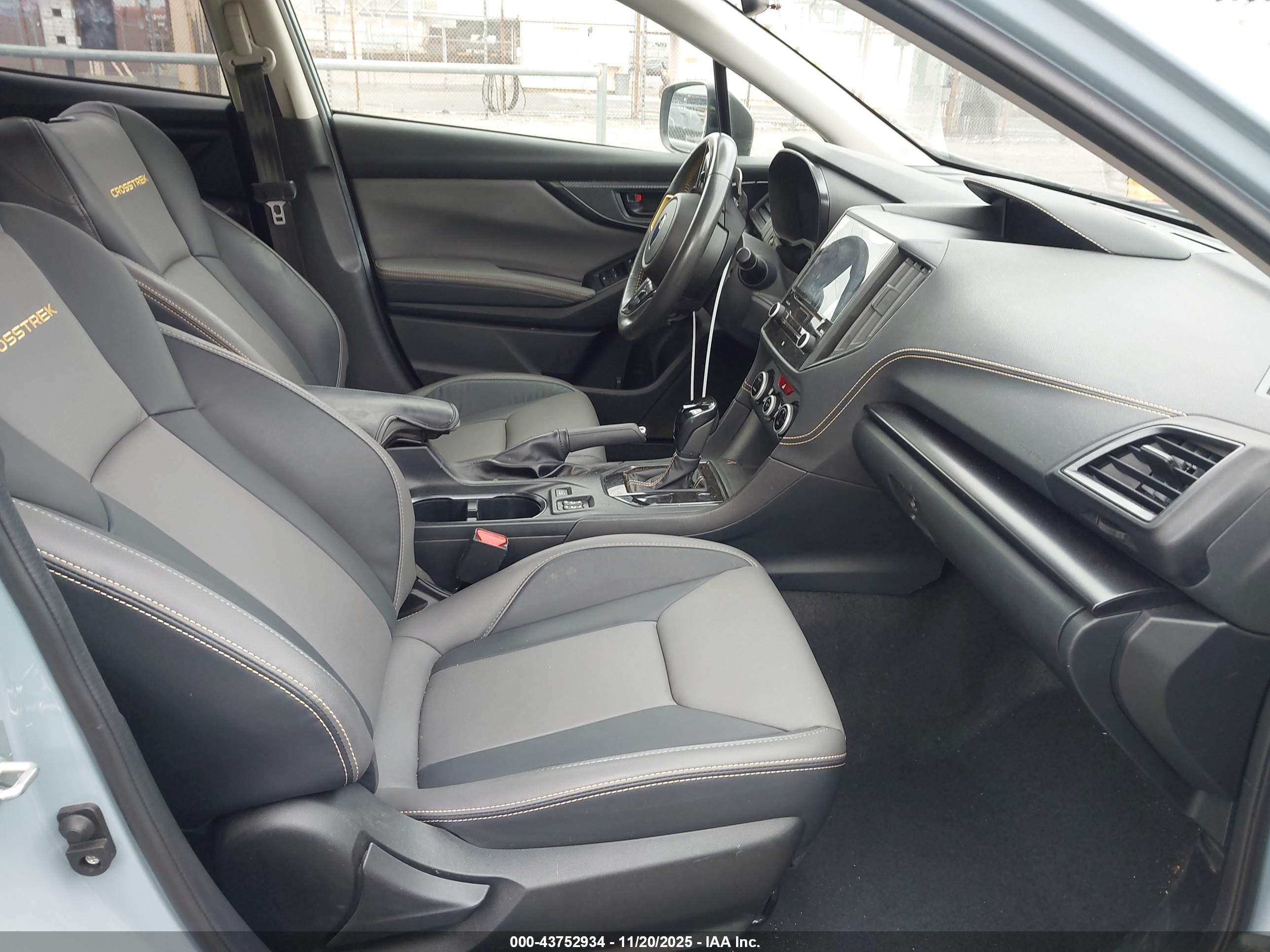 SUBARU CROSSTREK image 5