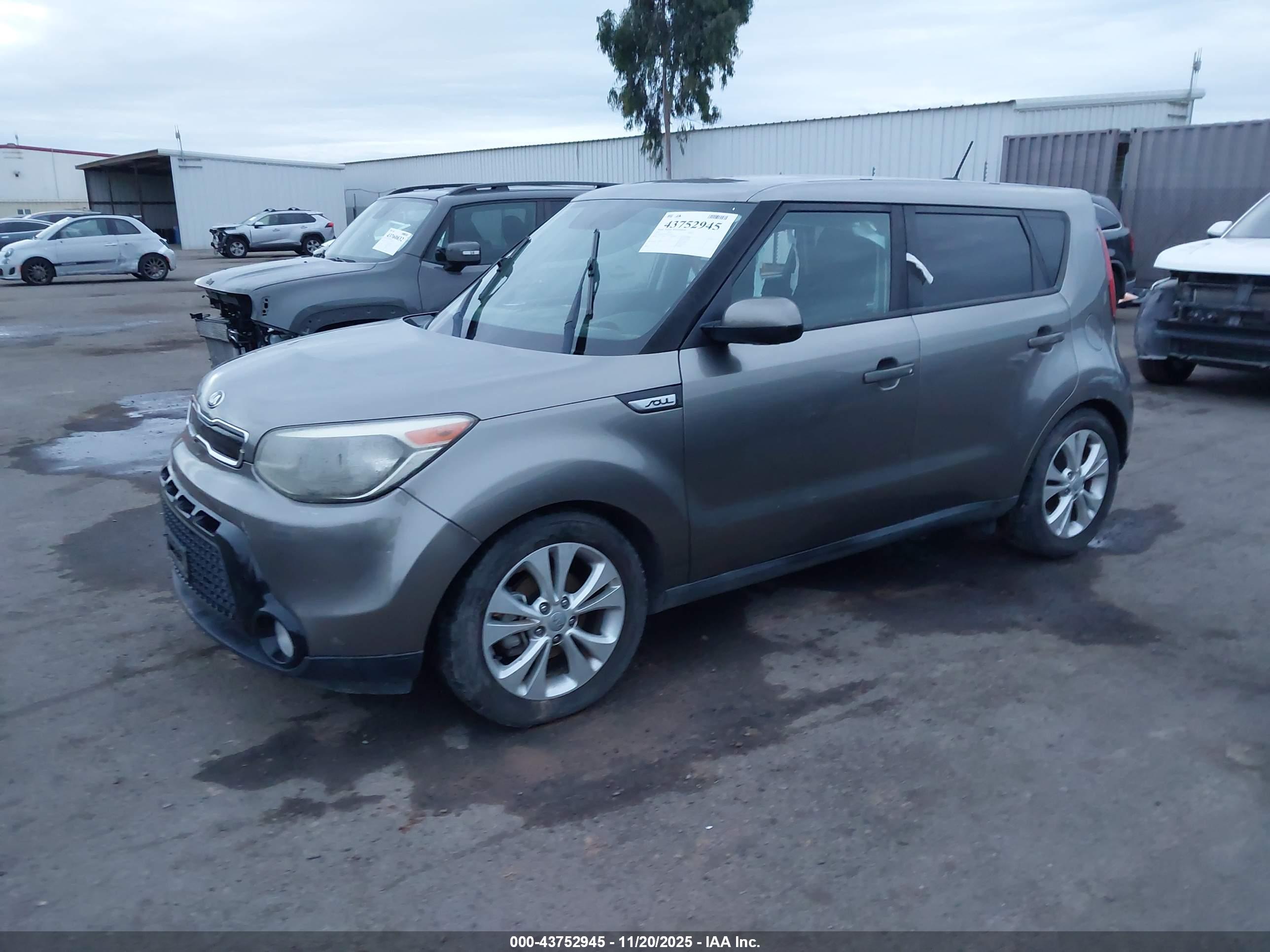 KIA SOUL image 2