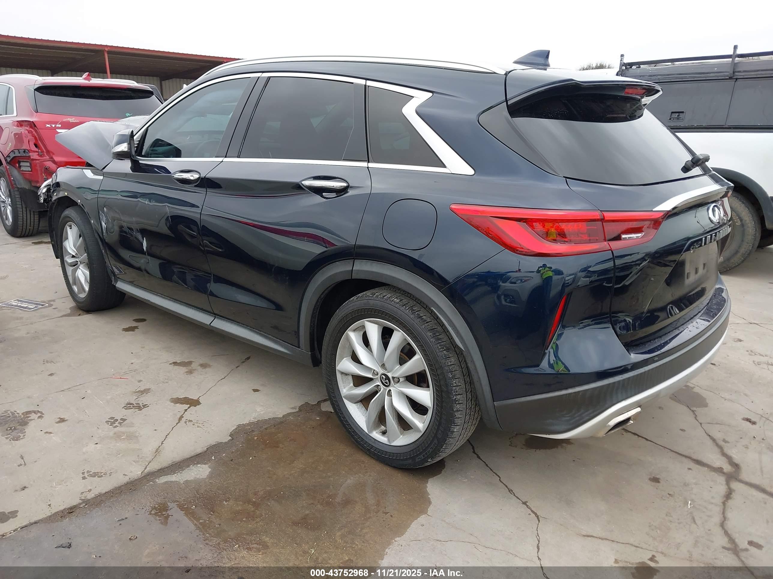 INFINITI QX50 image 3